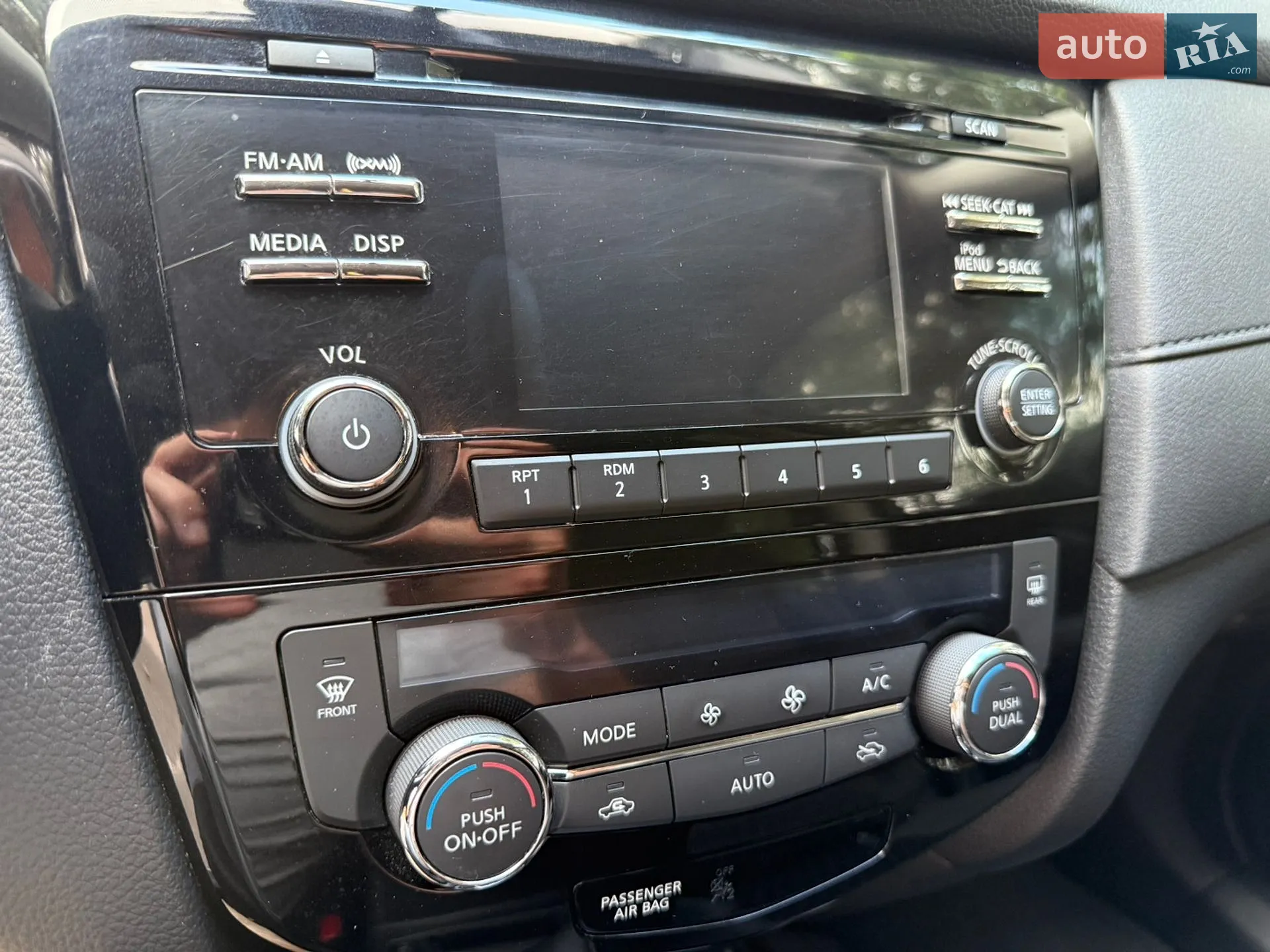 2018 Nissan Rogue - мініатюра 30