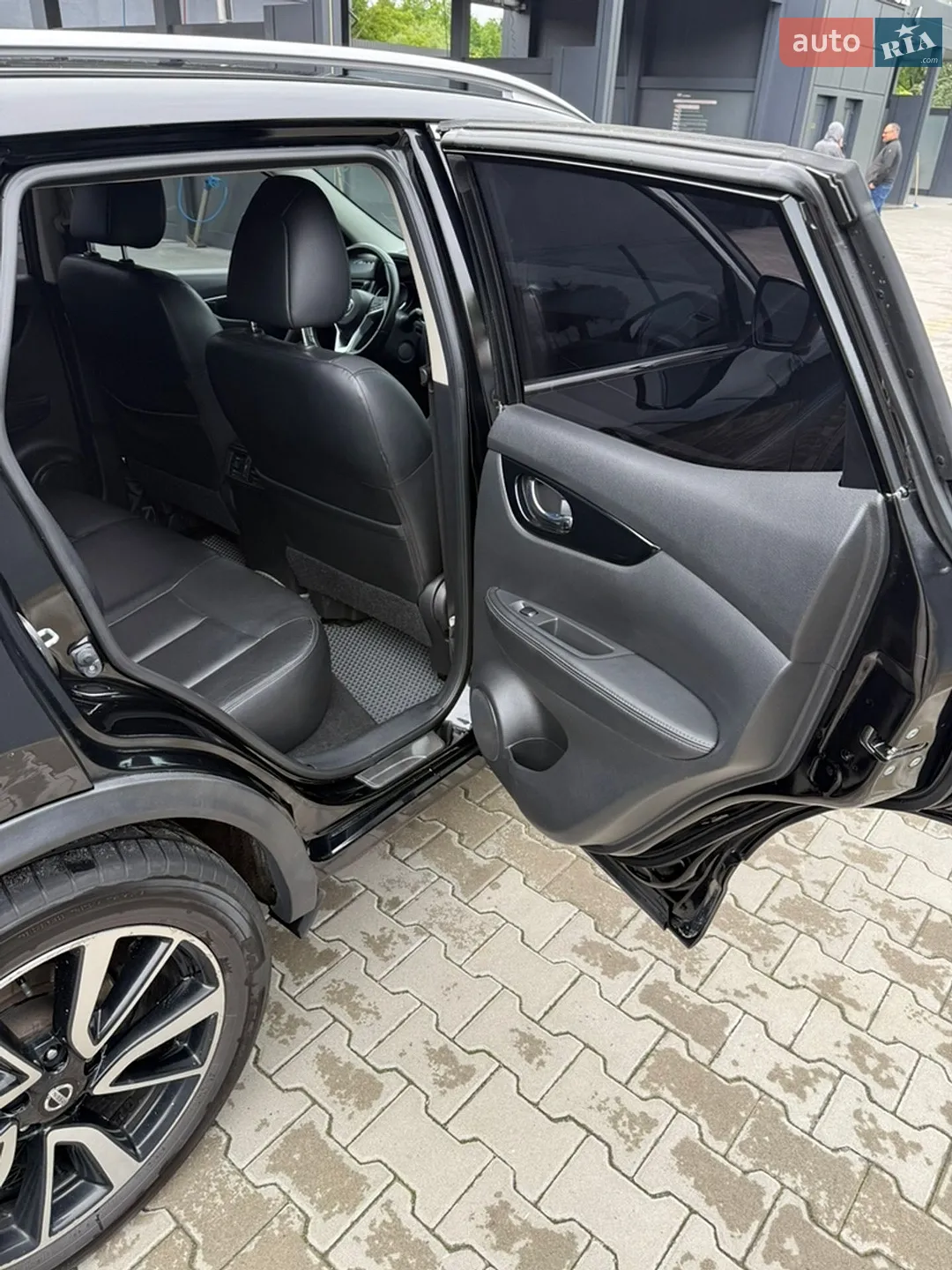 2017 Nissan Rogue - мініатюра 12