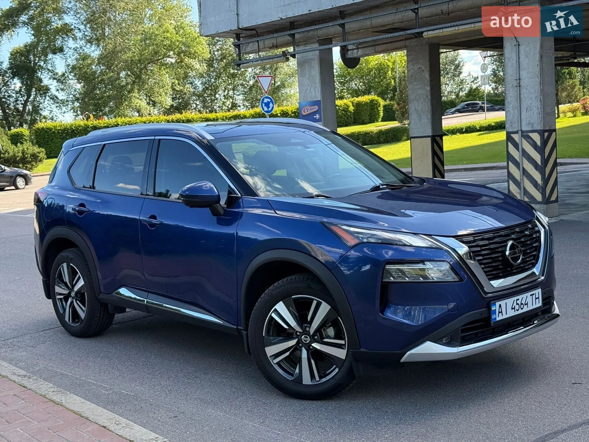 2021 Nissan Rogue - мініатюра 6