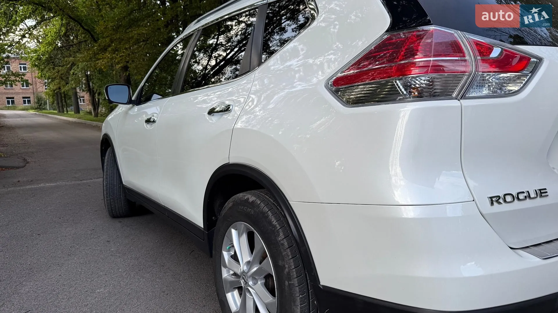 2015 Nissan Rogue - мініатюра 11