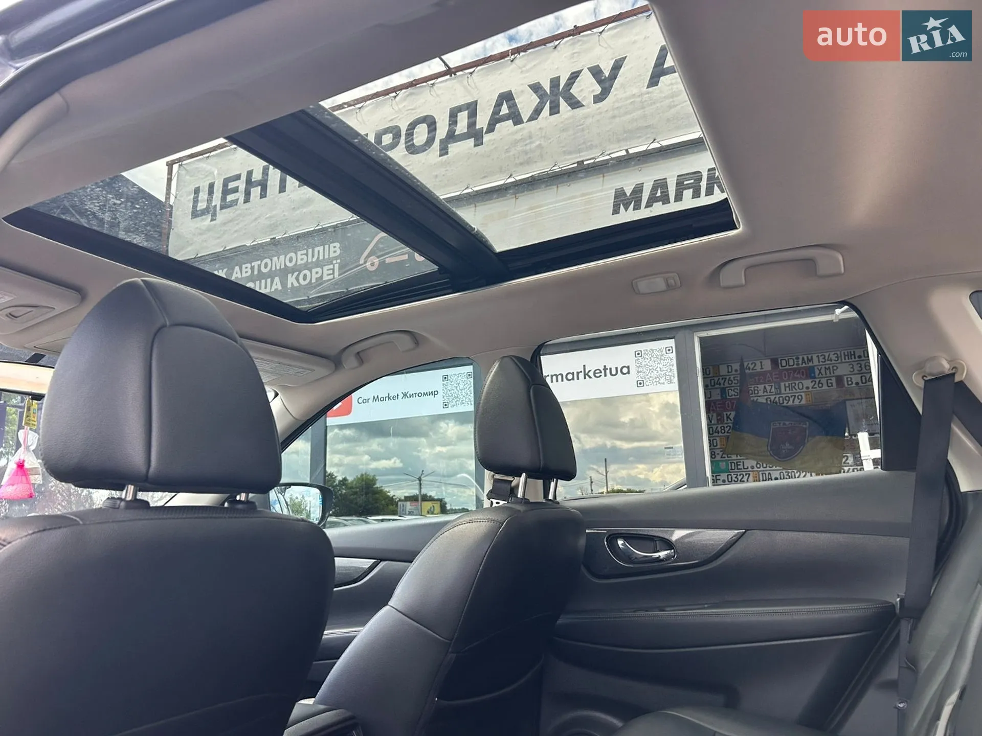 2016 Nissan Rogue - мініатюра 10