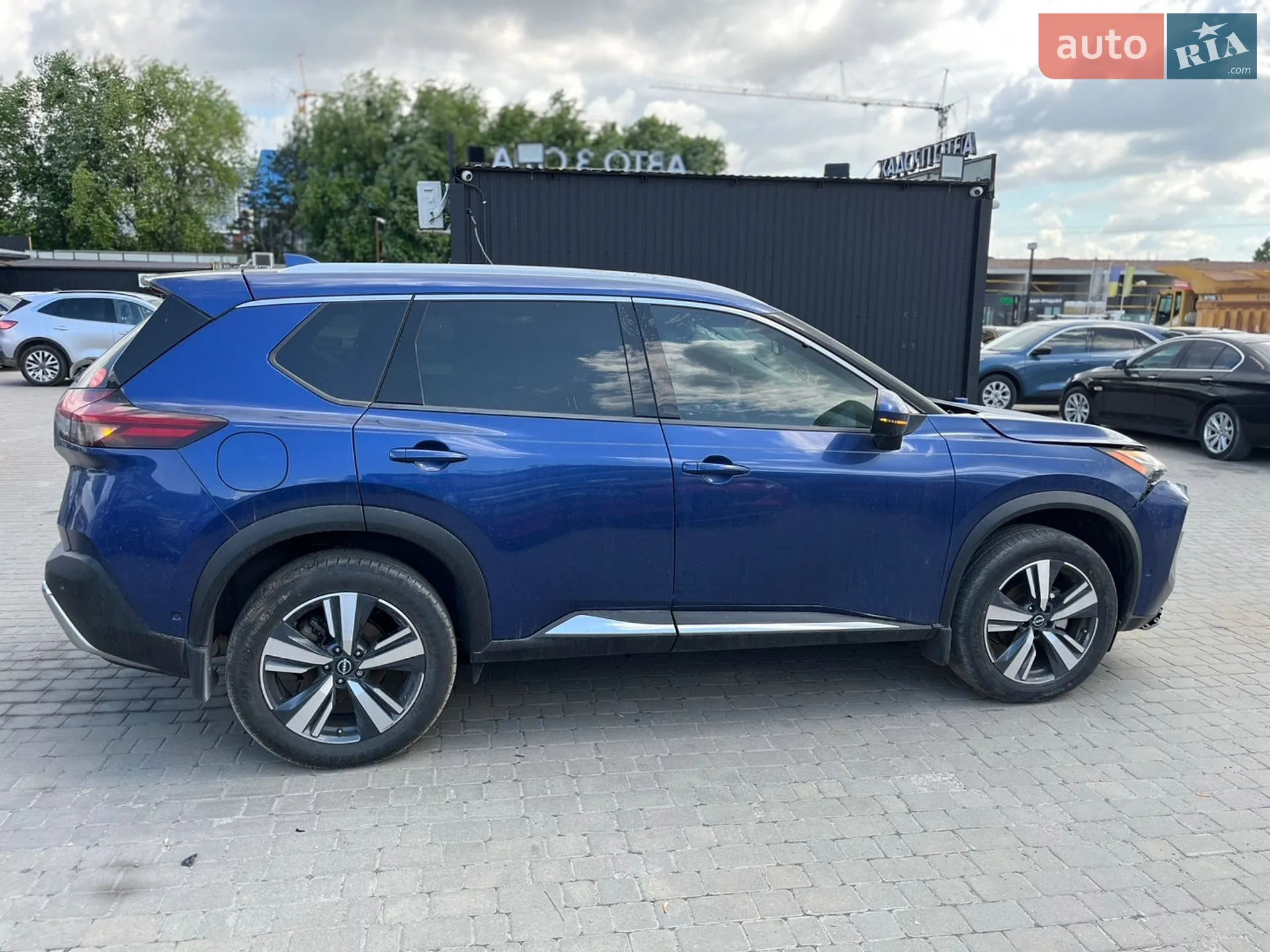2023 Nissan Rogue - мініатюра 2