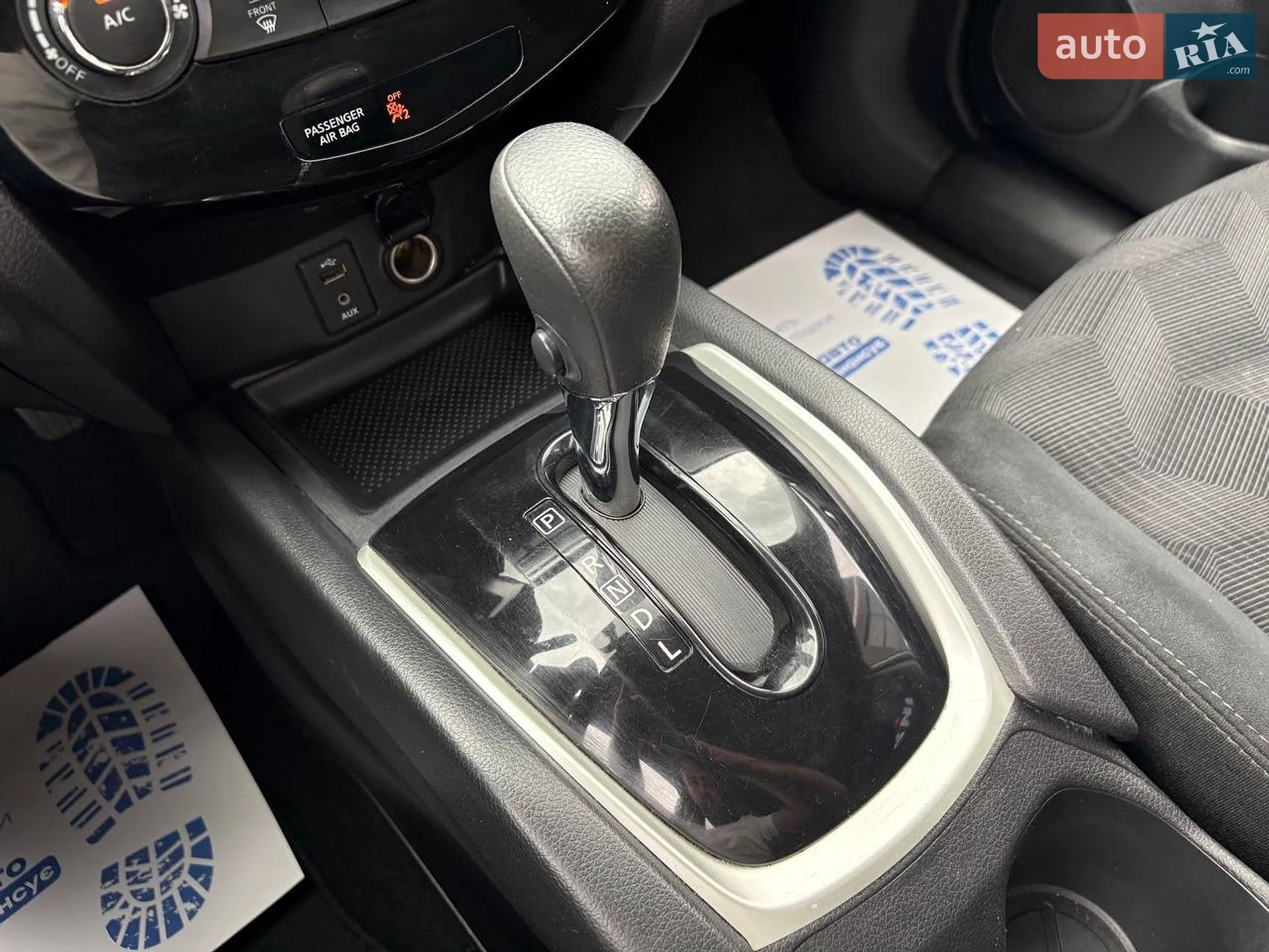 2016 Nissan Rogue - мініатюра 16