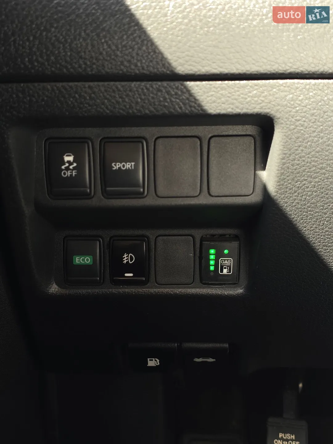 2016 Nissan Rogue - мініатюра 62