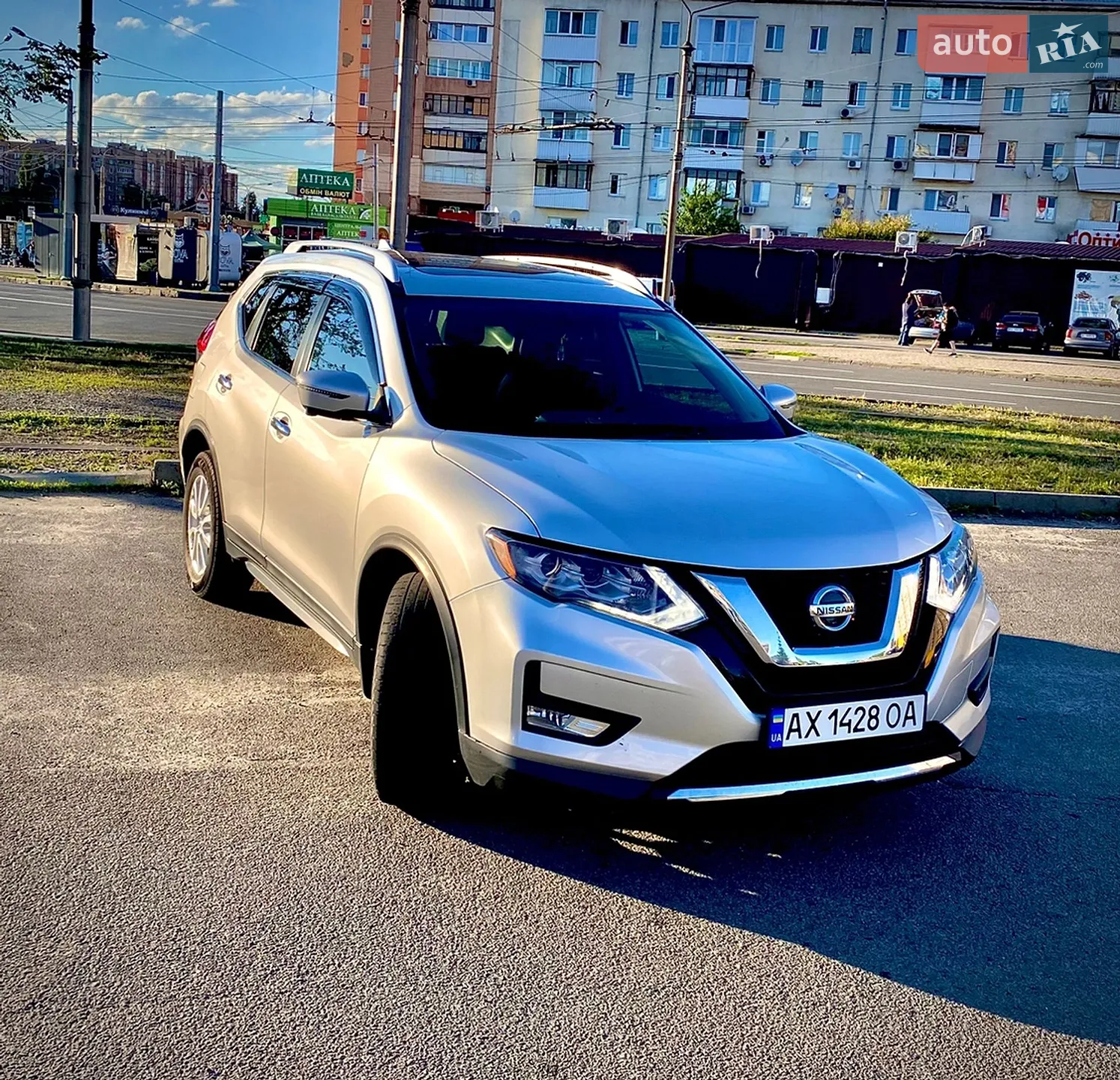 2017 Nissan Rogue - мініатюра 2