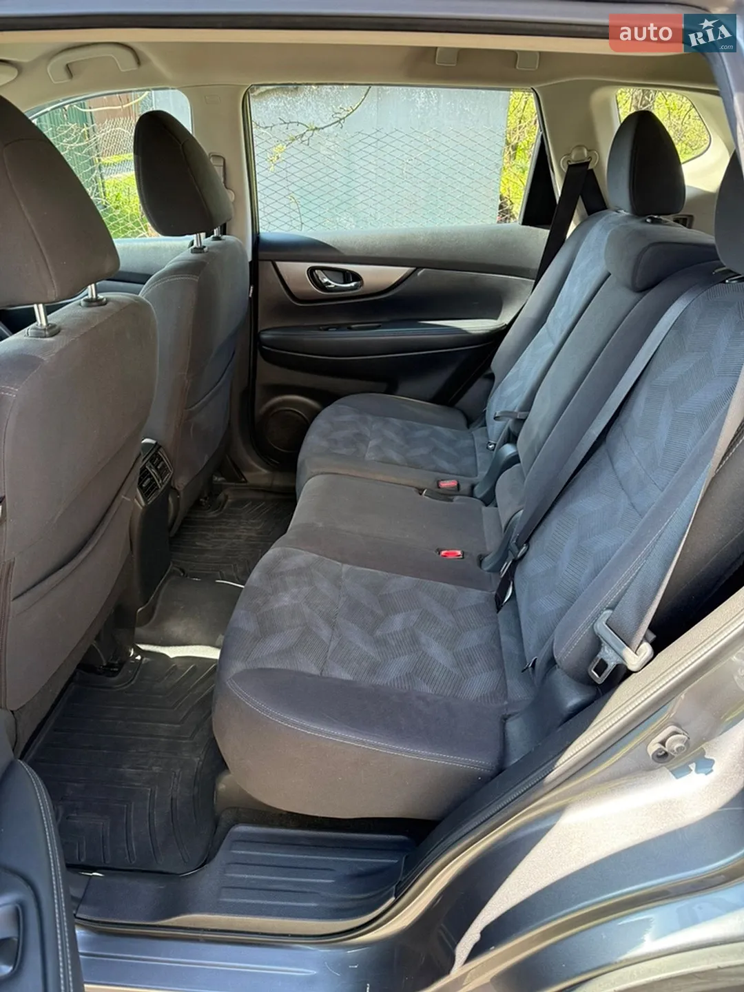 2016 Nissan Rogue - мініатюра 14