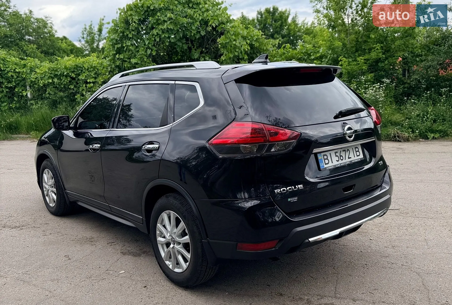 2017 Nissan Rogue - мініатюра 9