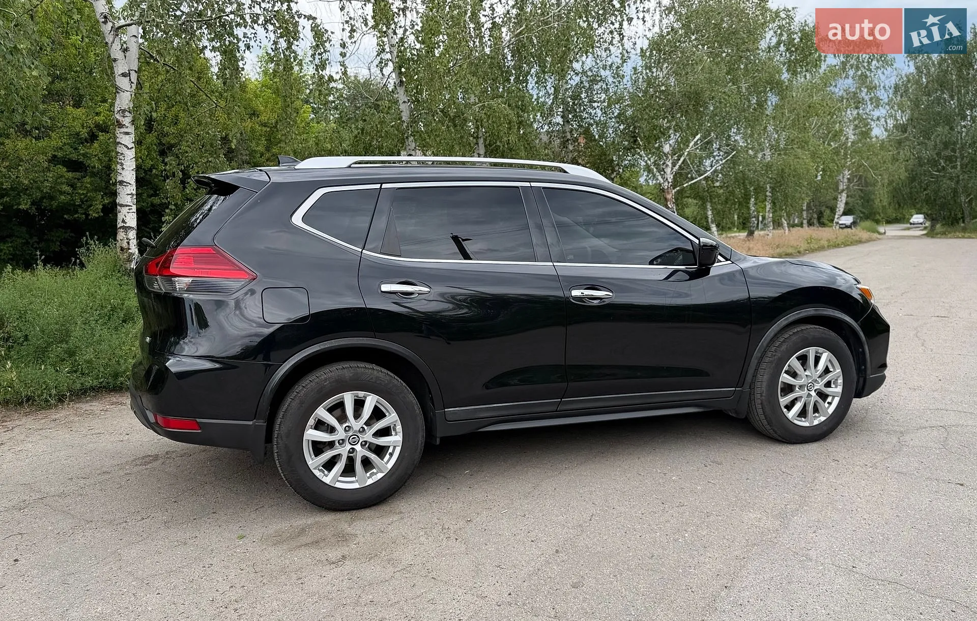 2017 Nissan Rogue - мініатюра 16