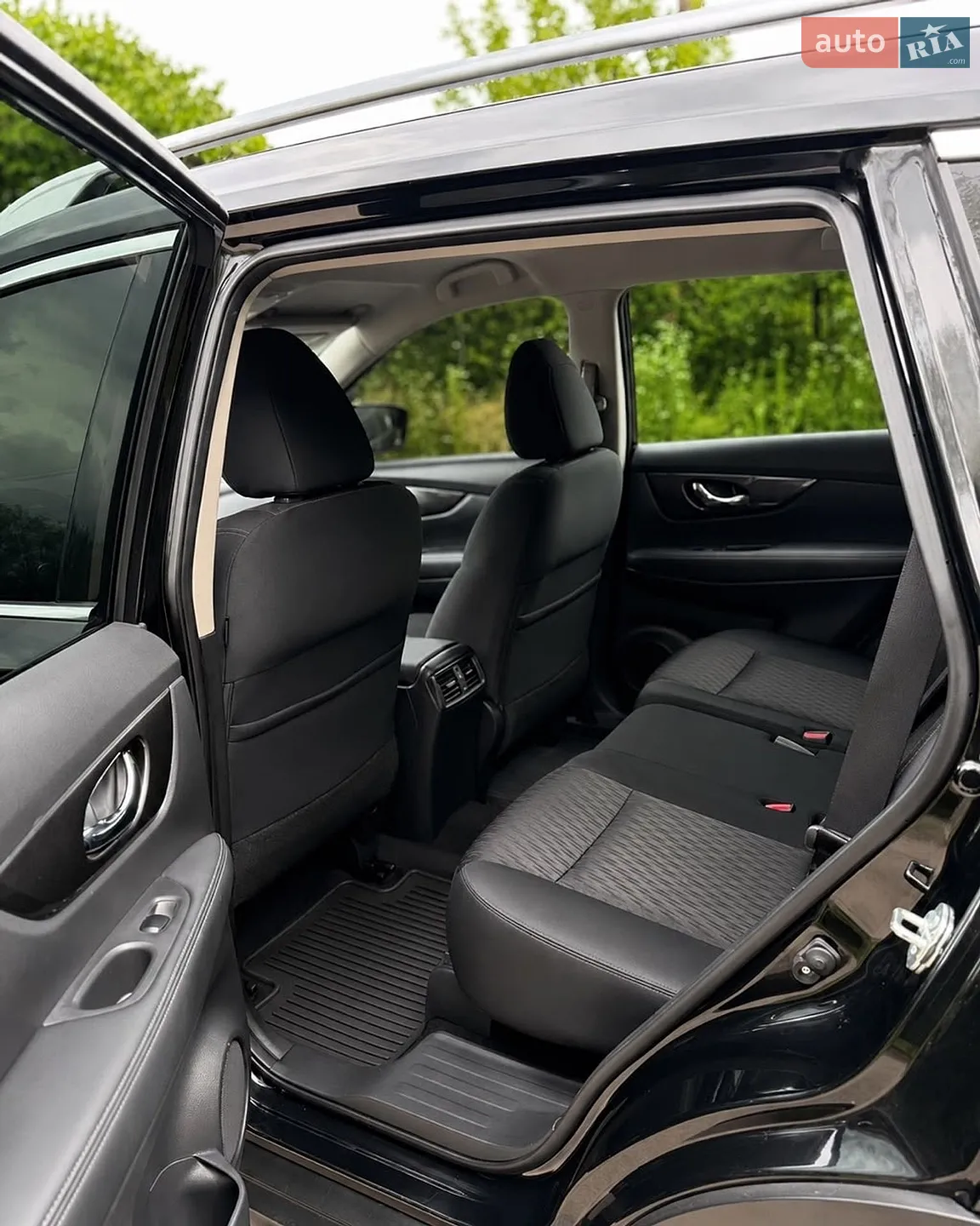2017 Nissan Rogue - мініатюра 13