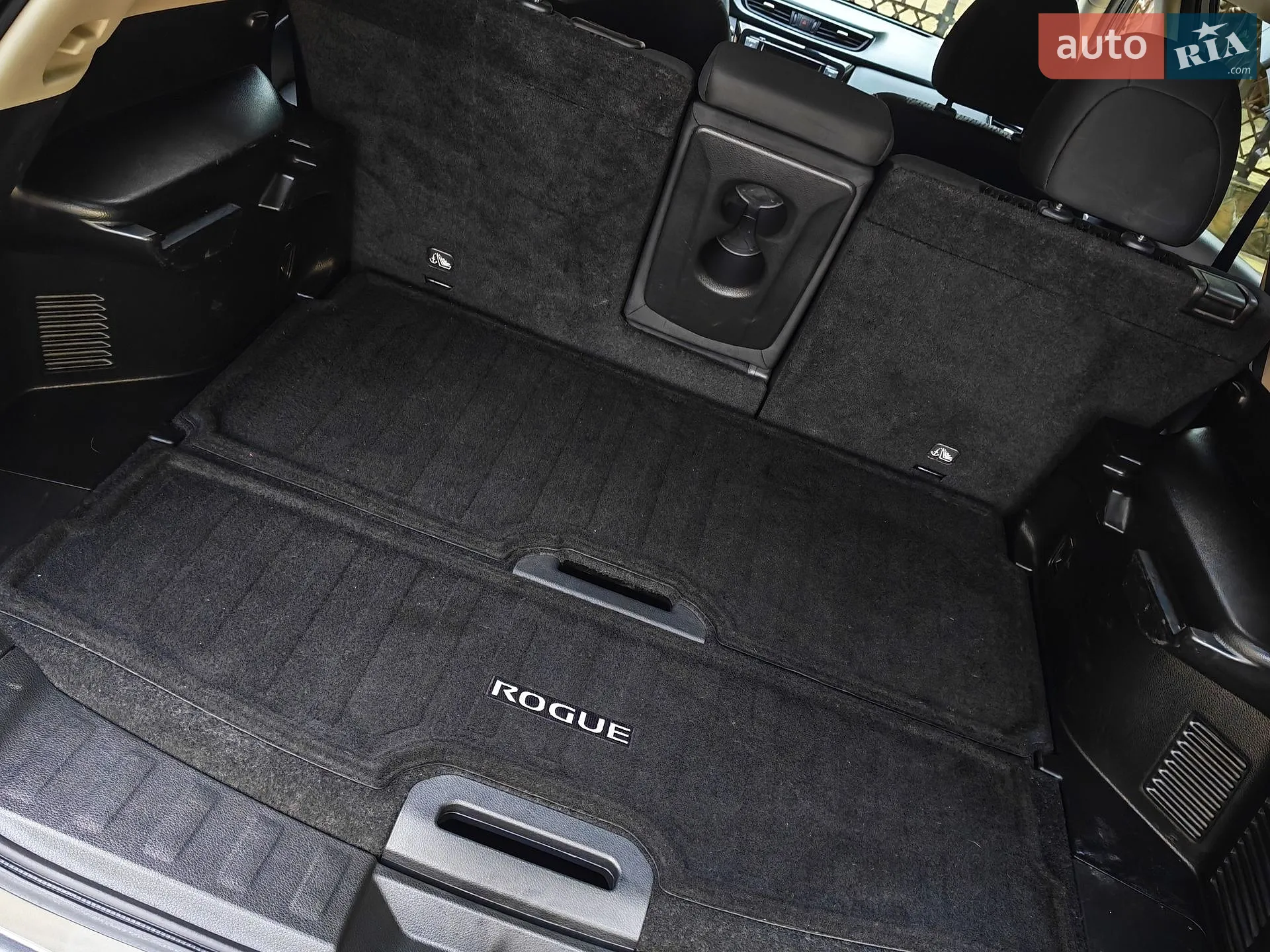 2019 Nissan Rogue - мініатюра 14