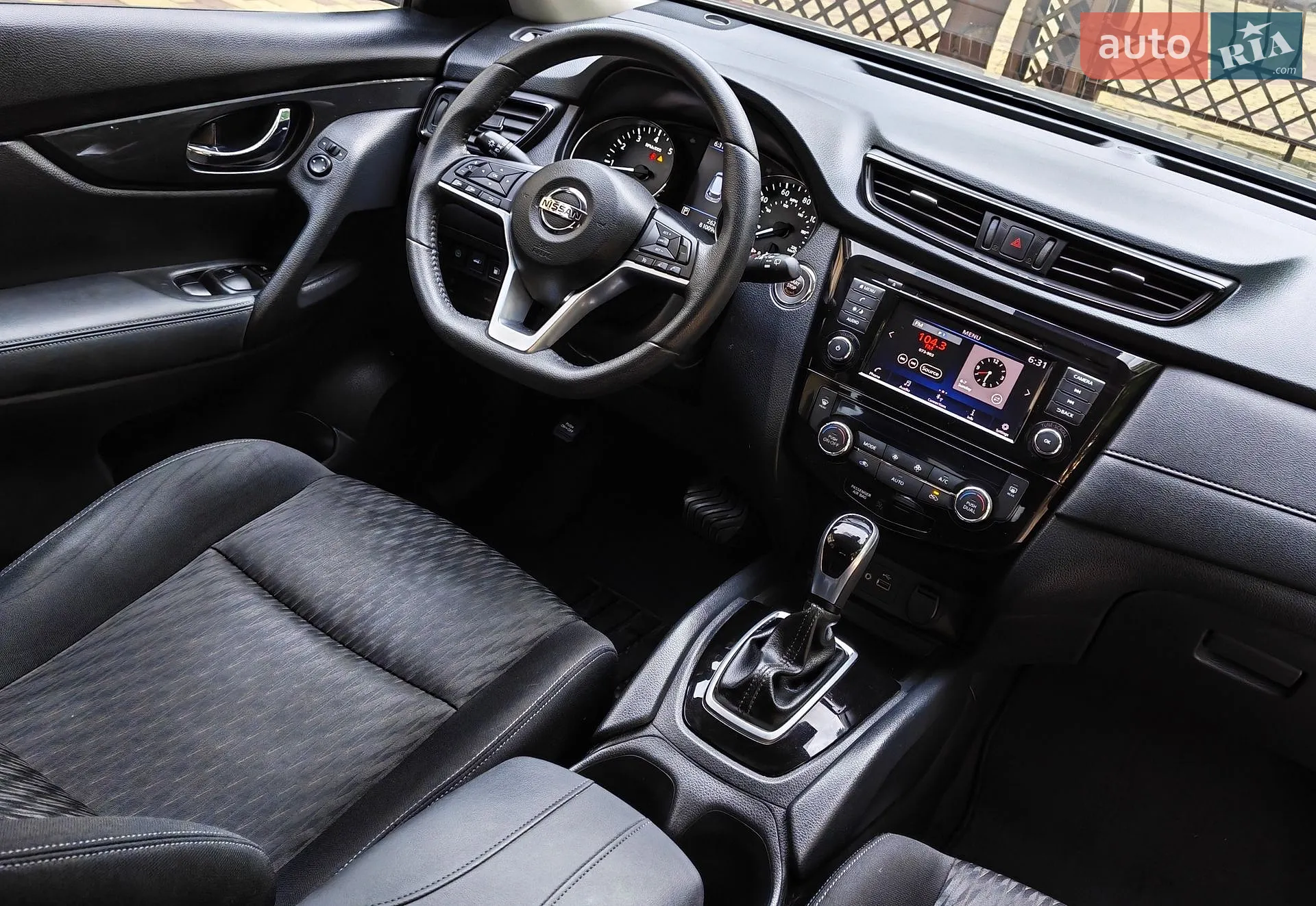 2019 Nissan Rogue - мініатюра 27