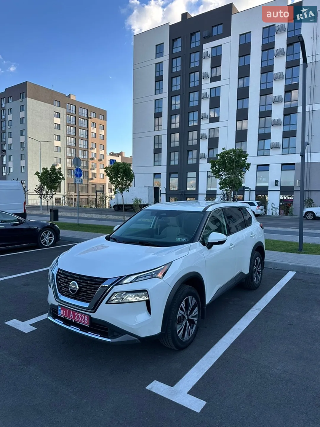 2021 Nissan Rogue - мініатюра 3