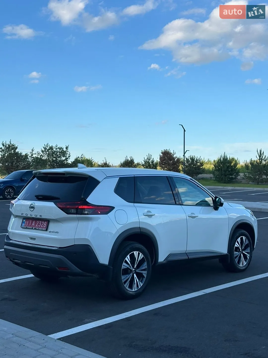 2021 Nissan Rogue - мініатюра 11