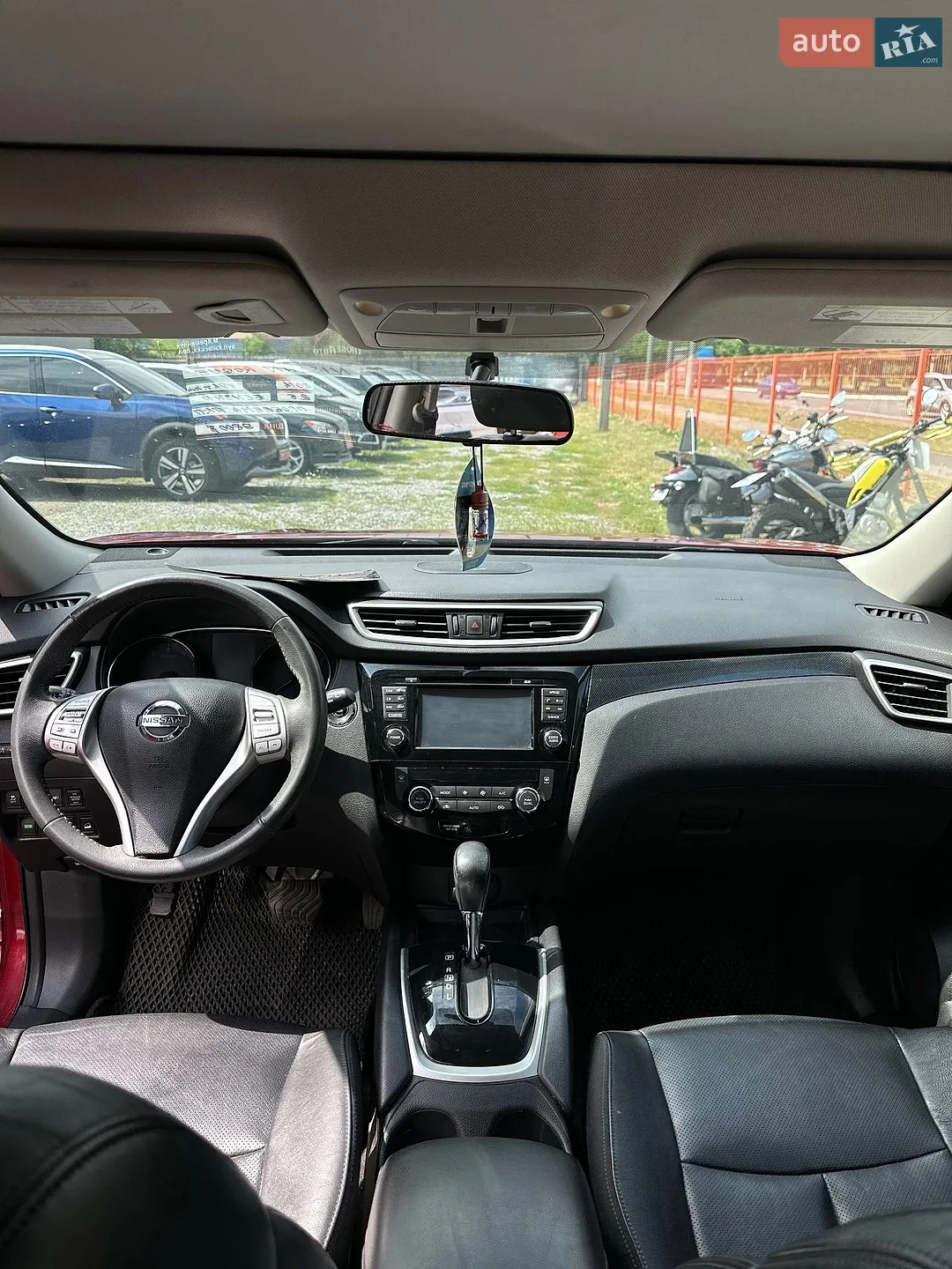 2014 Nissan Rogue - мініатюра 16