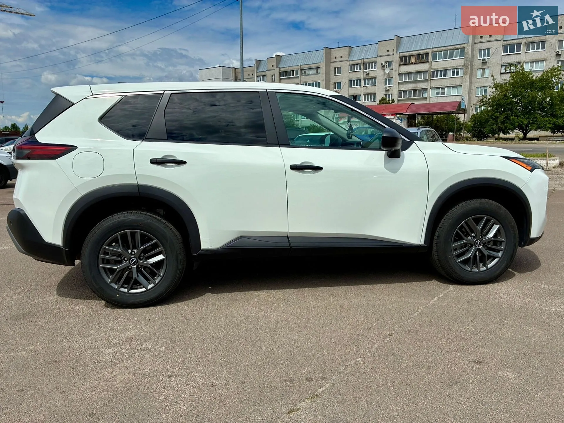 2023 Nissan Rogue - мініатюра 8