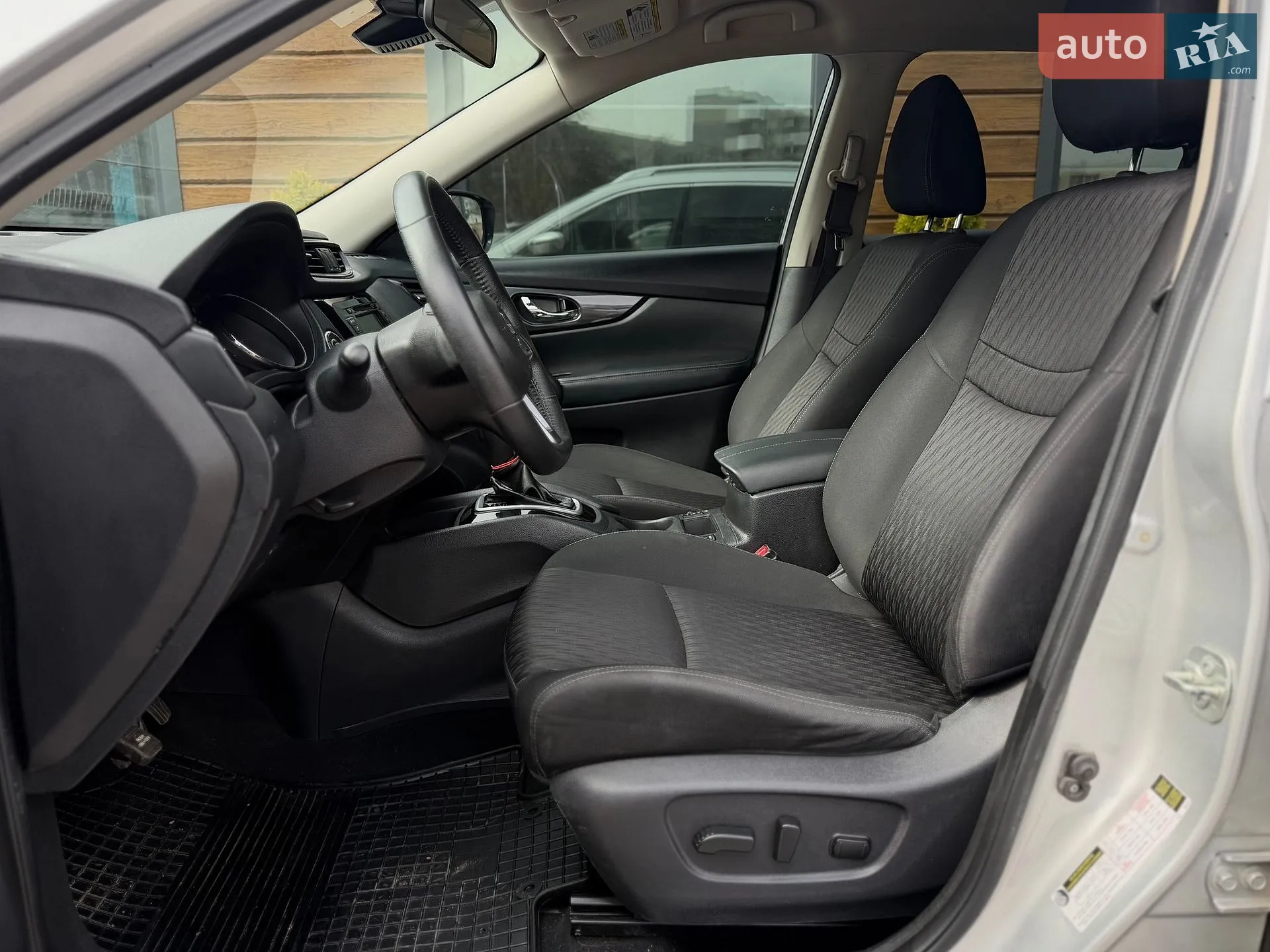 2019 Nissan Rogue - мініатюра 30