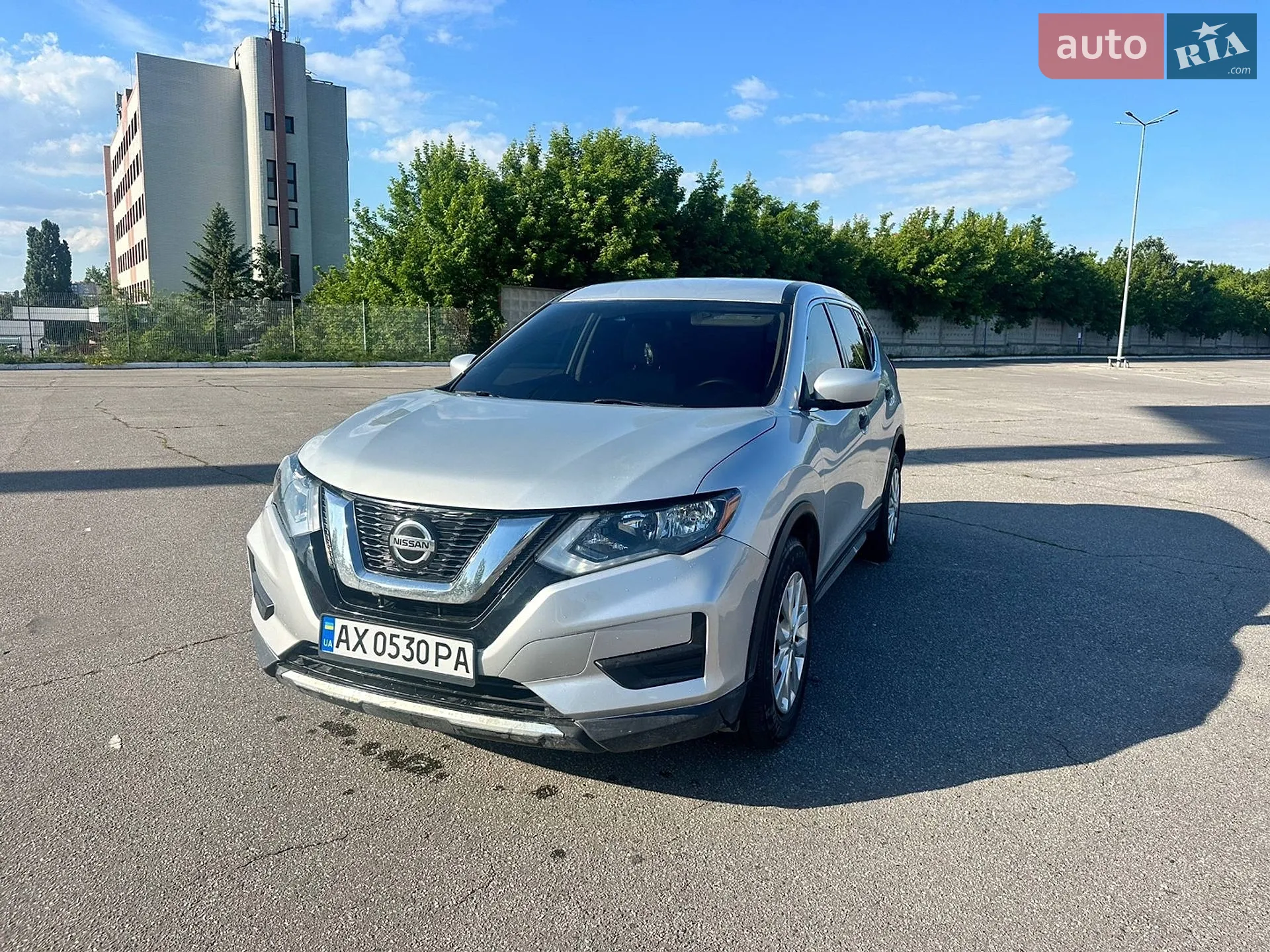 2019 Nissan Rogue - мініатюра 2