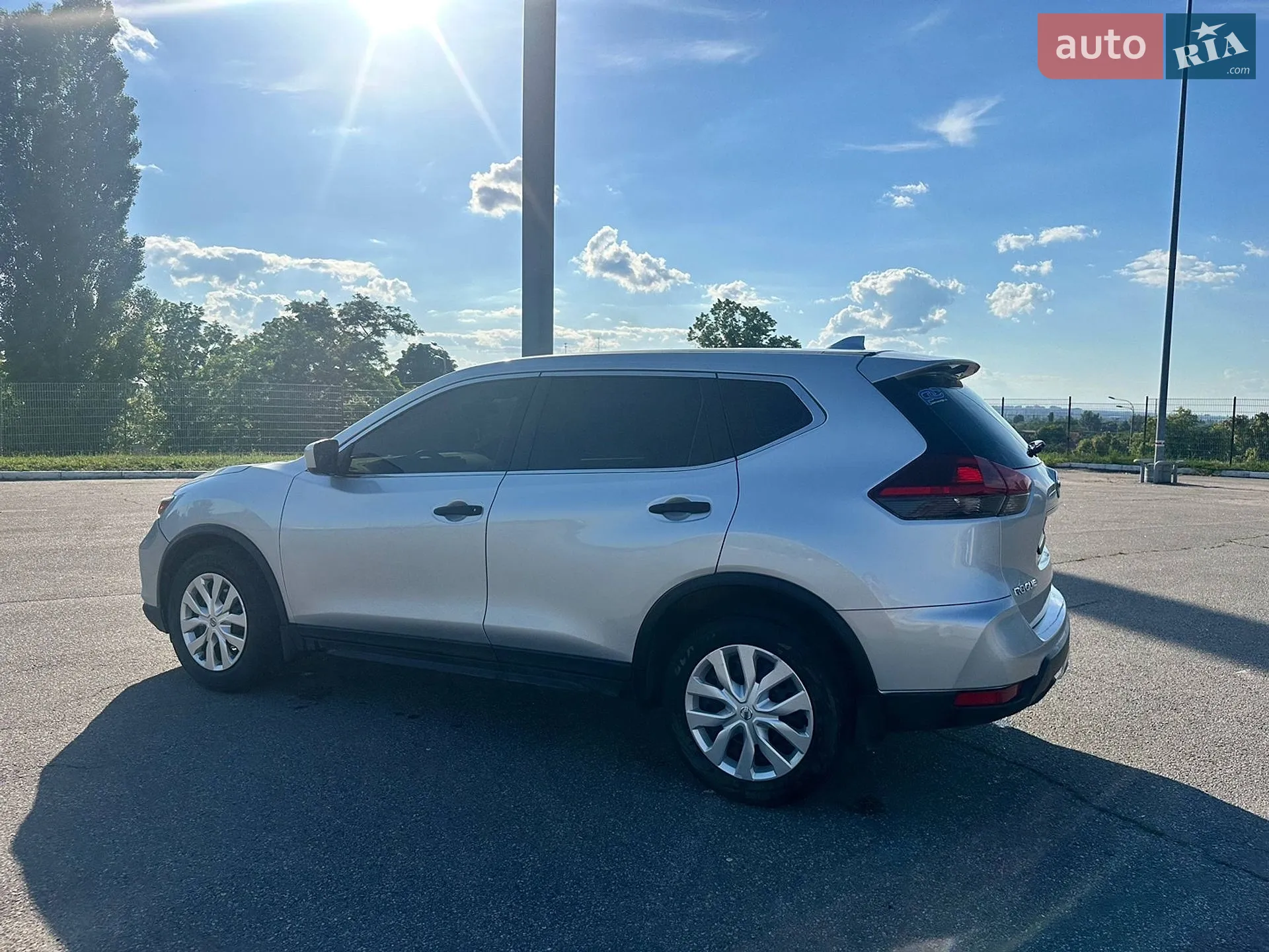2019 Nissan Rogue - мініатюра 9