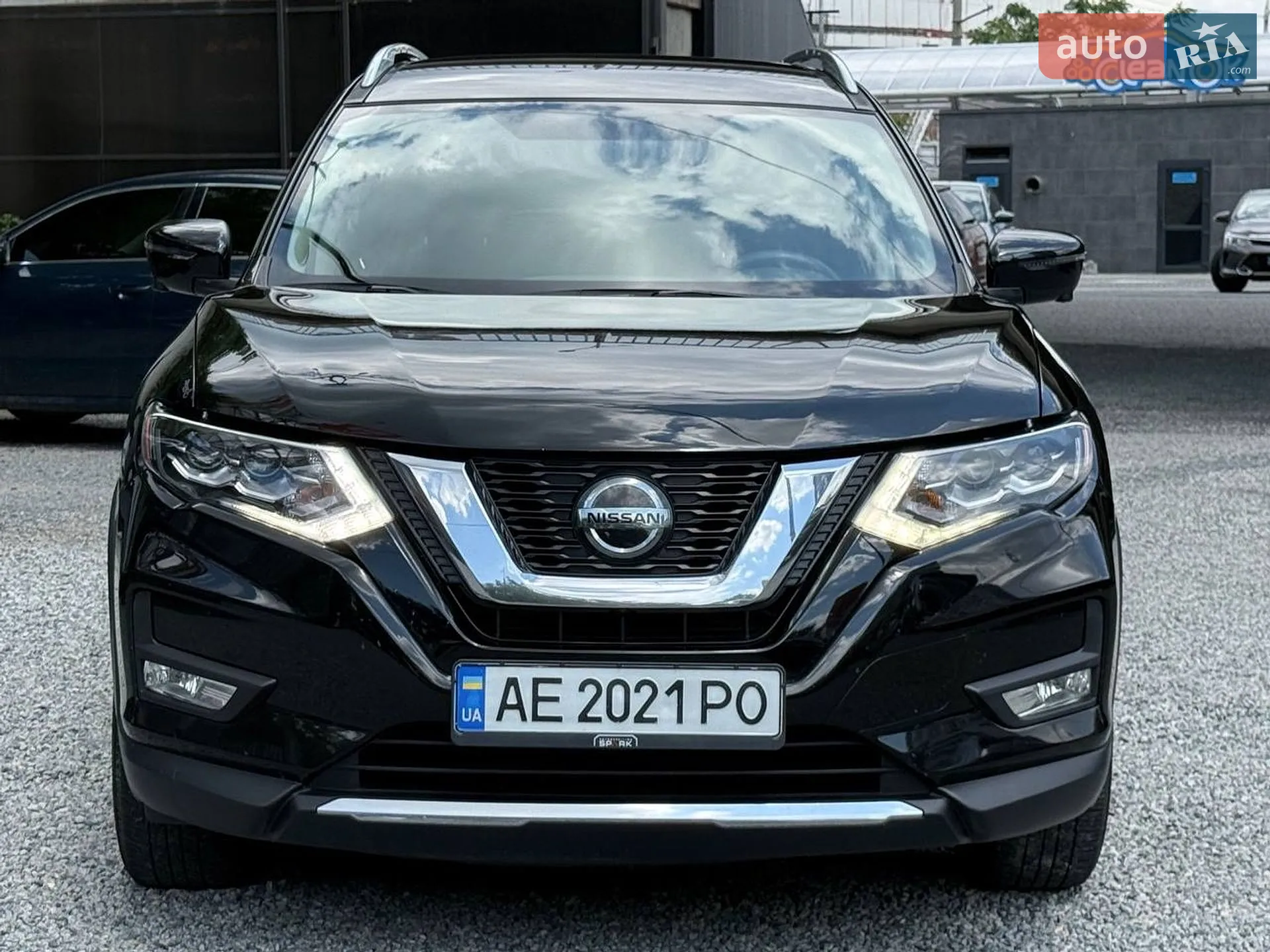 2017 Nissan Rogue - мініатюра 2