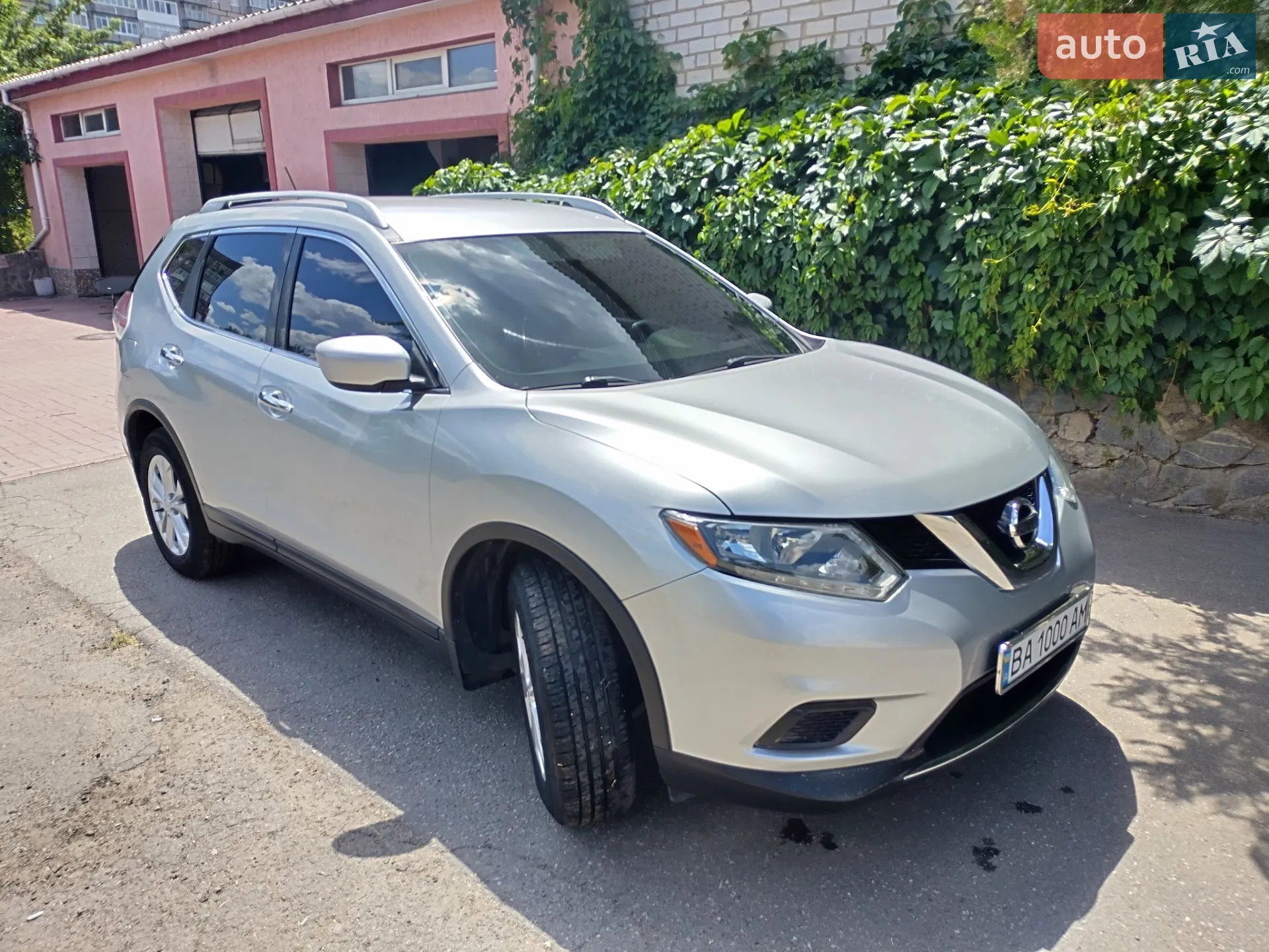 2016 Nissan Rogue - мініатюра 2