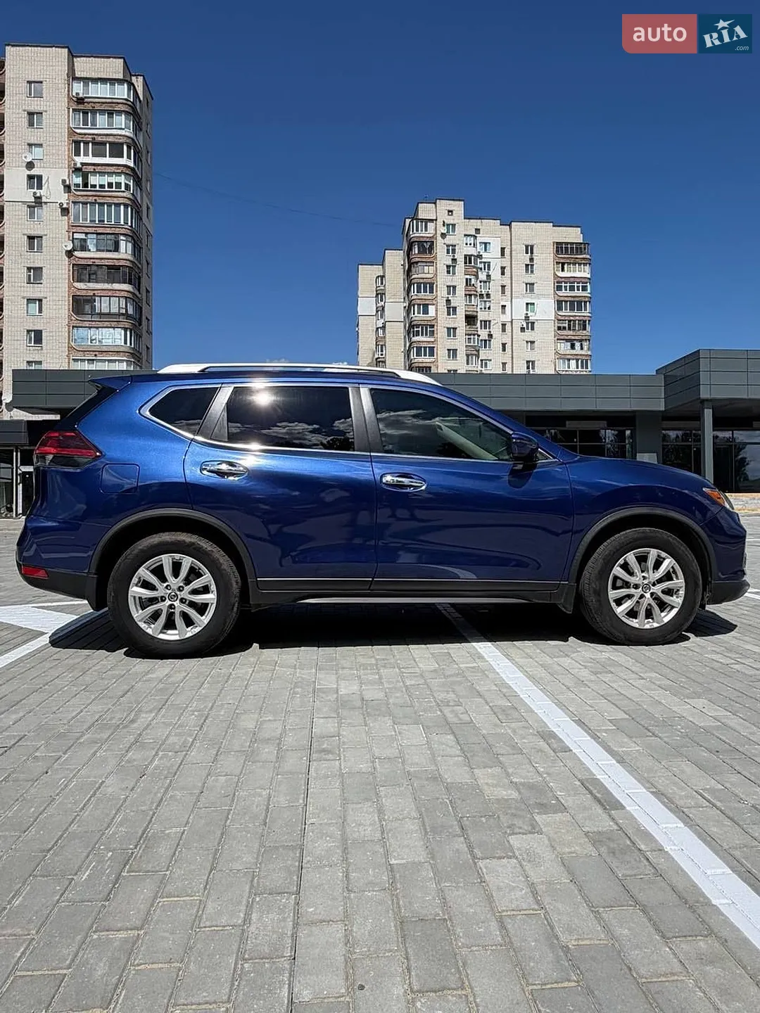2019 Nissan Rogue - мініатюра 3