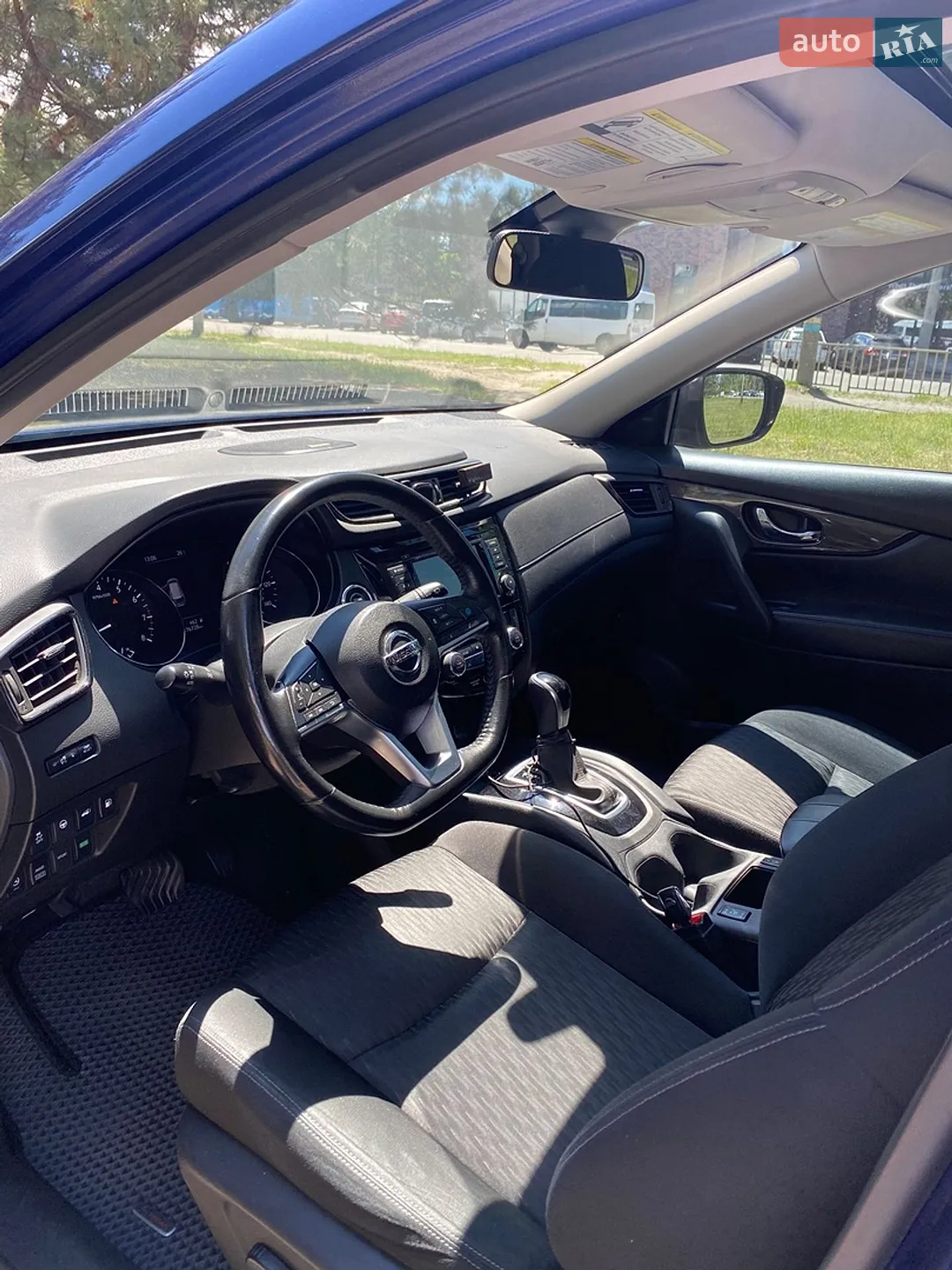 2019 Nissan Rogue - мініатюра 9