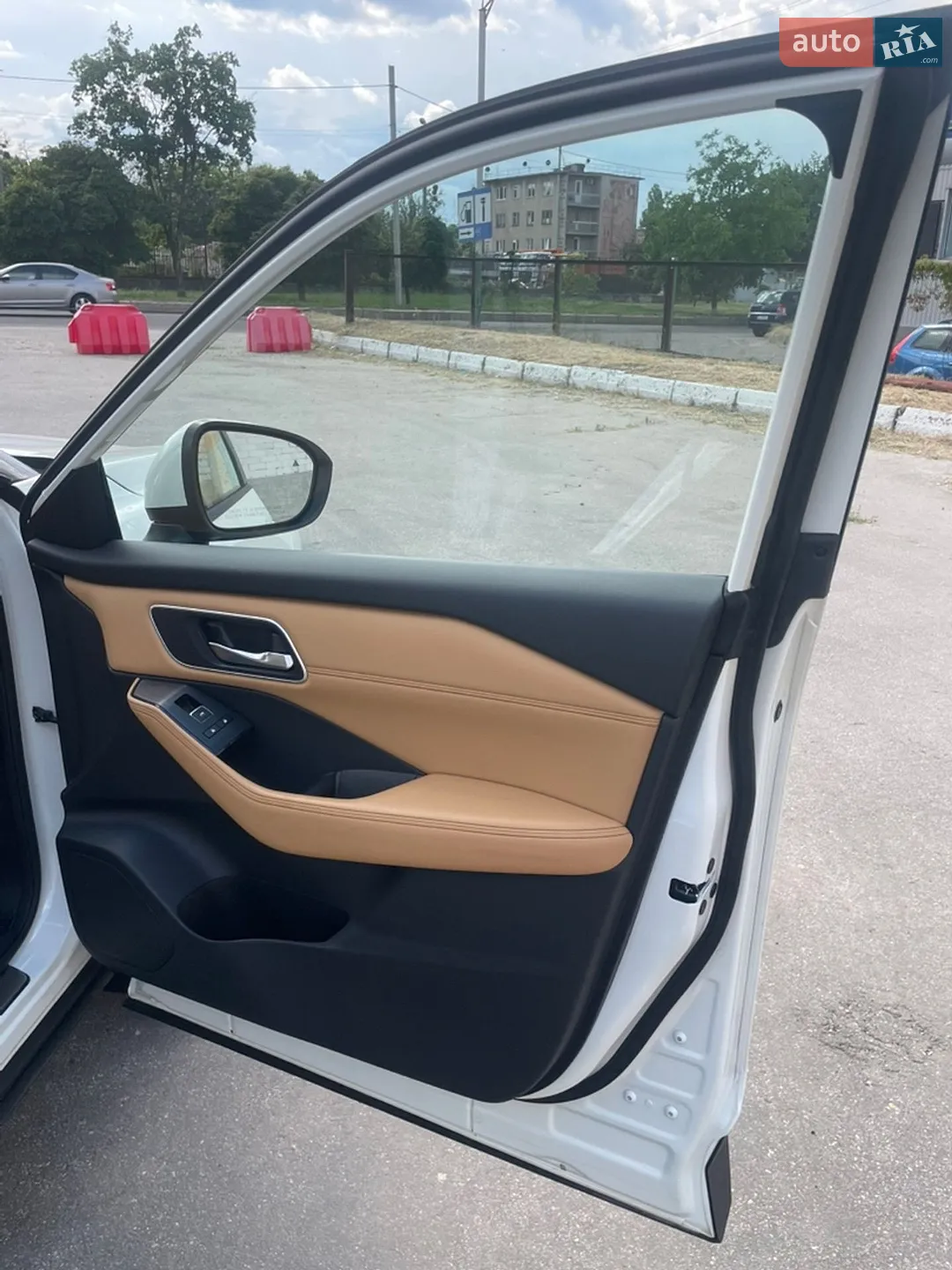 2020 Nissan Rogue - мініатюра 17