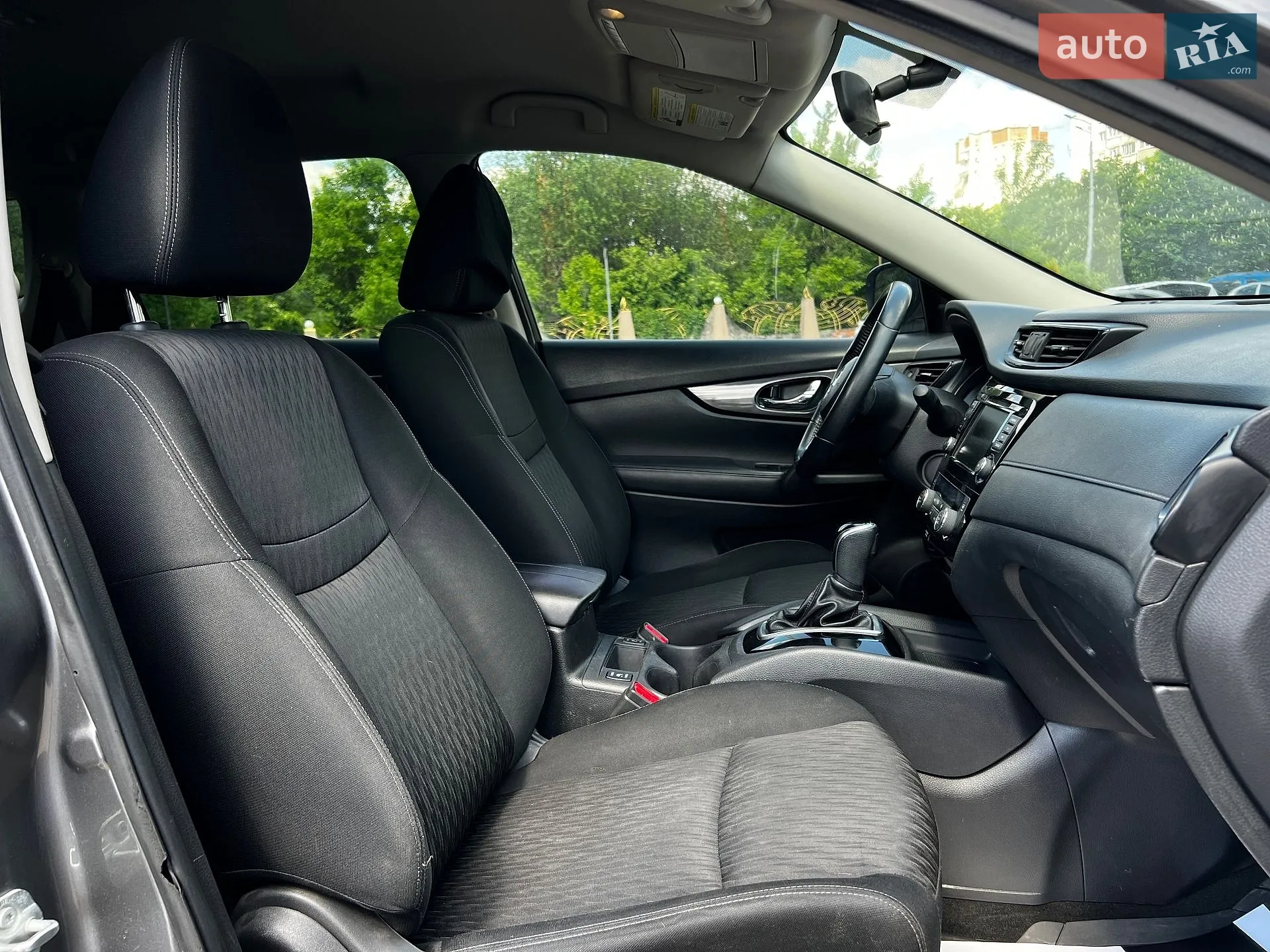 2018 Nissan Rogue - мініатюра 18