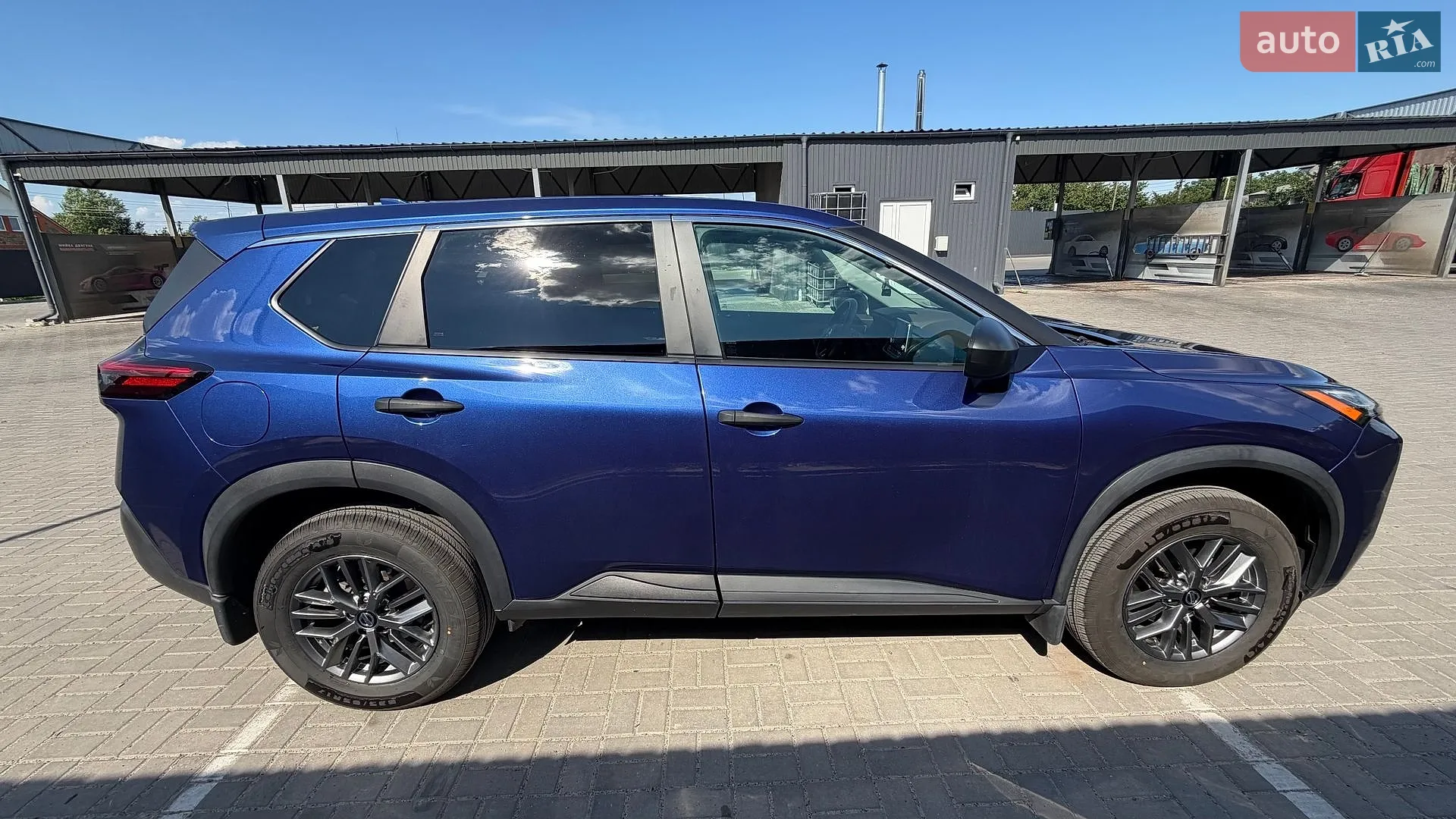 2021 Nissan Rogue - мініатюра 3