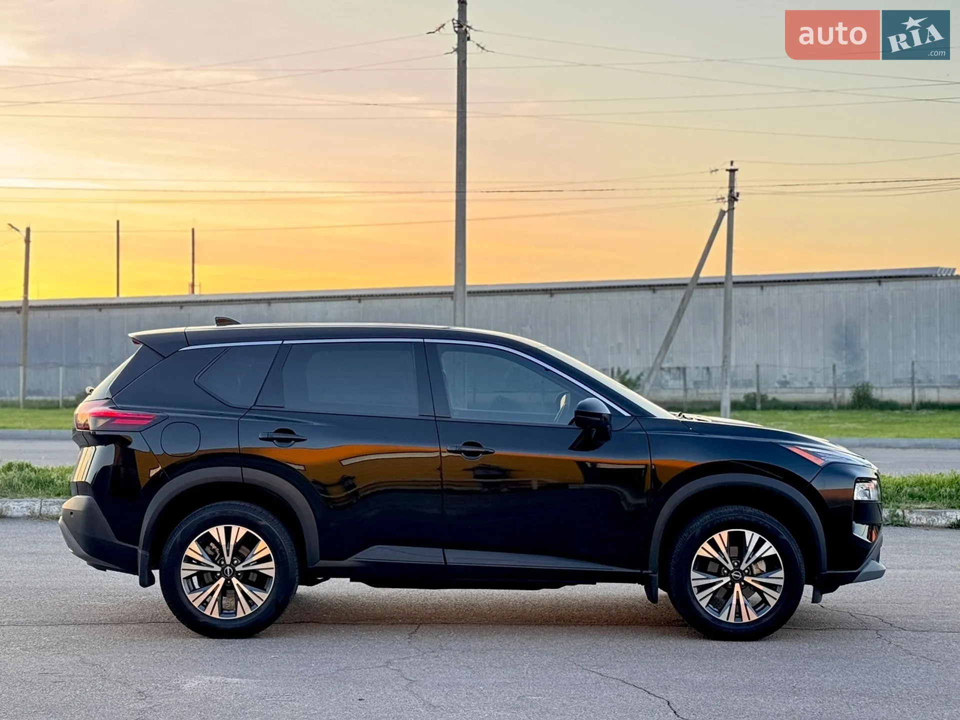 2021 Nissan Rogue - мініатюра 11