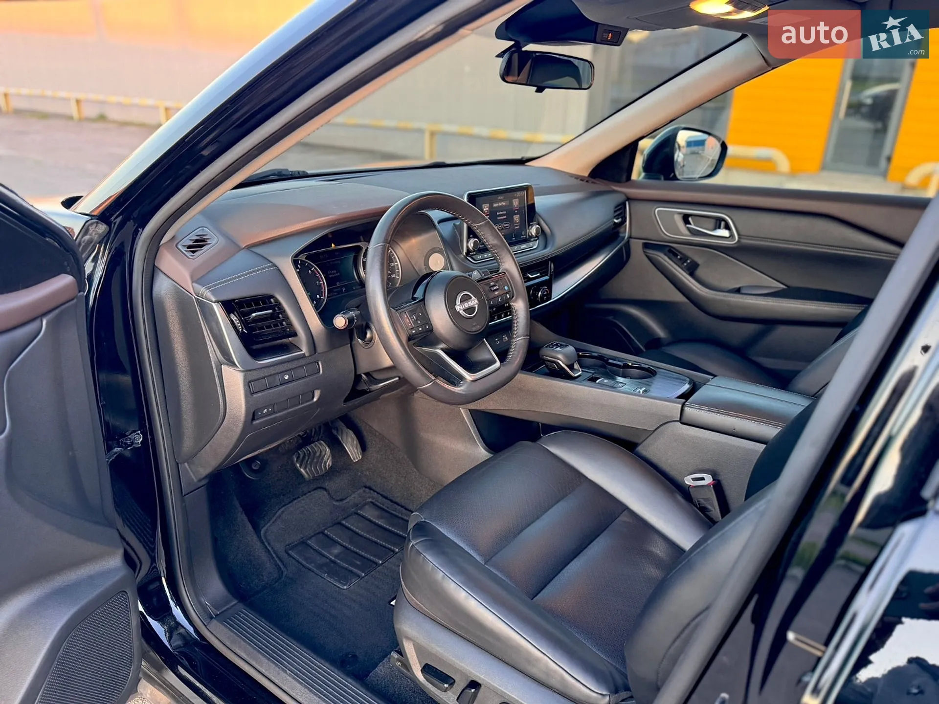 2021 Nissan Rogue - мініатюра 23