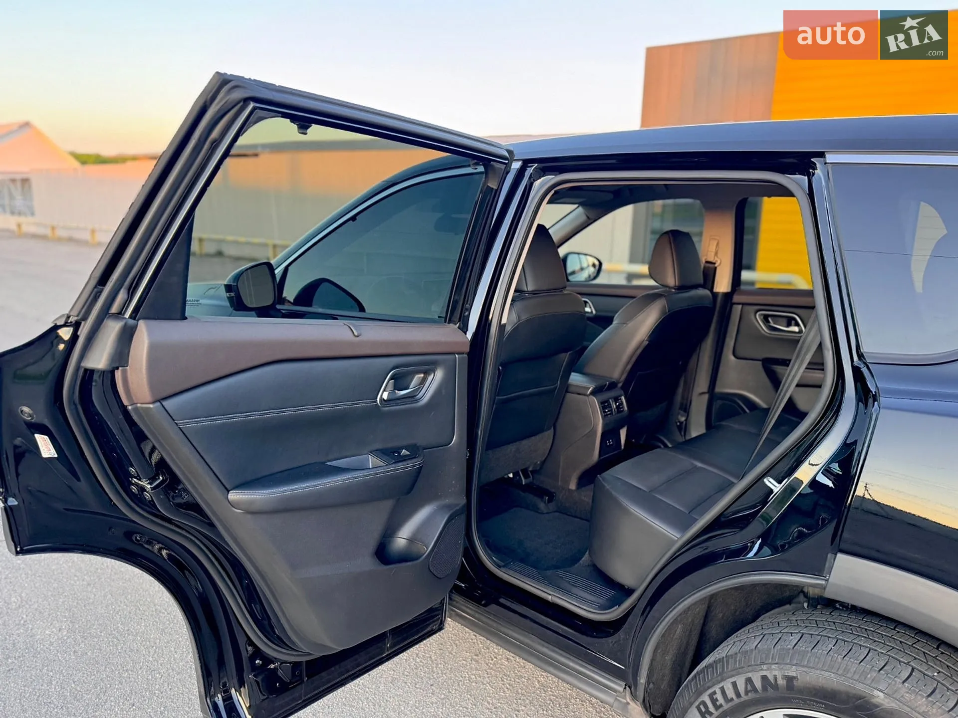 2021 Nissan Rogue - мініатюра 28