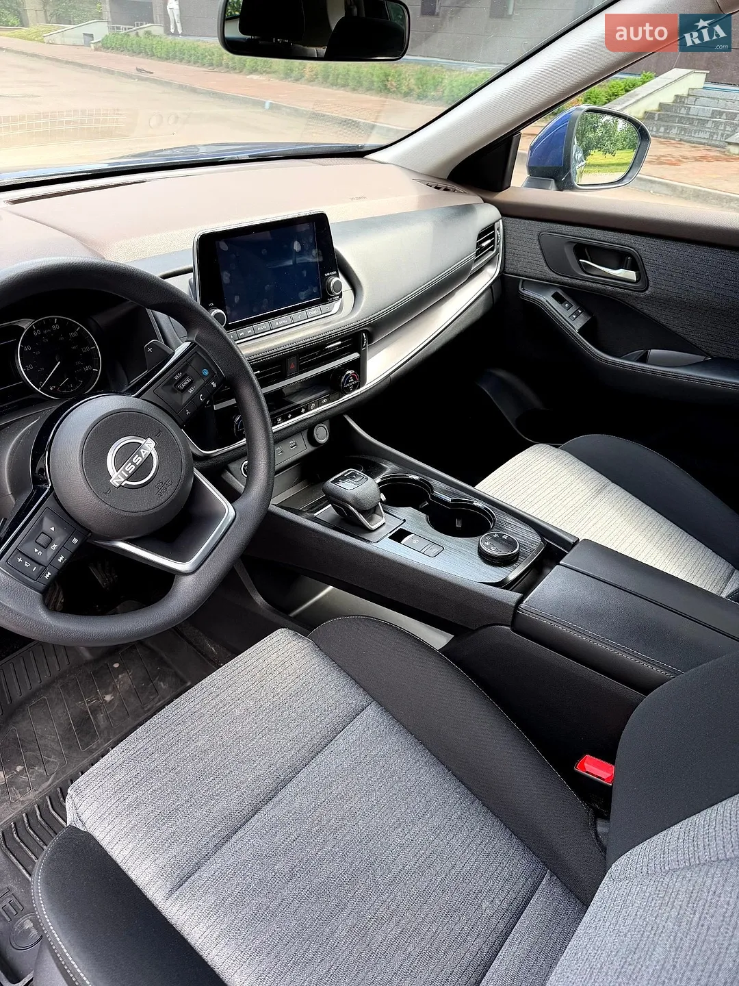 2023 Nissan Rogue - мініатюра 10