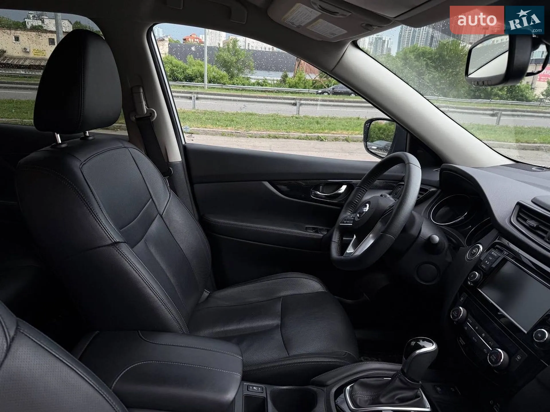 2019 Nissan Rogue - мініатюра 11