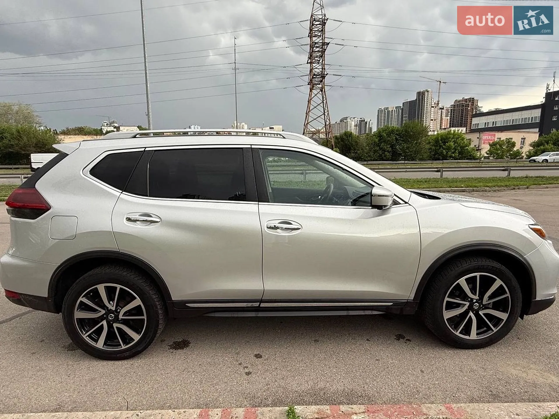 2019 Nissan Rogue - мініатюра 18