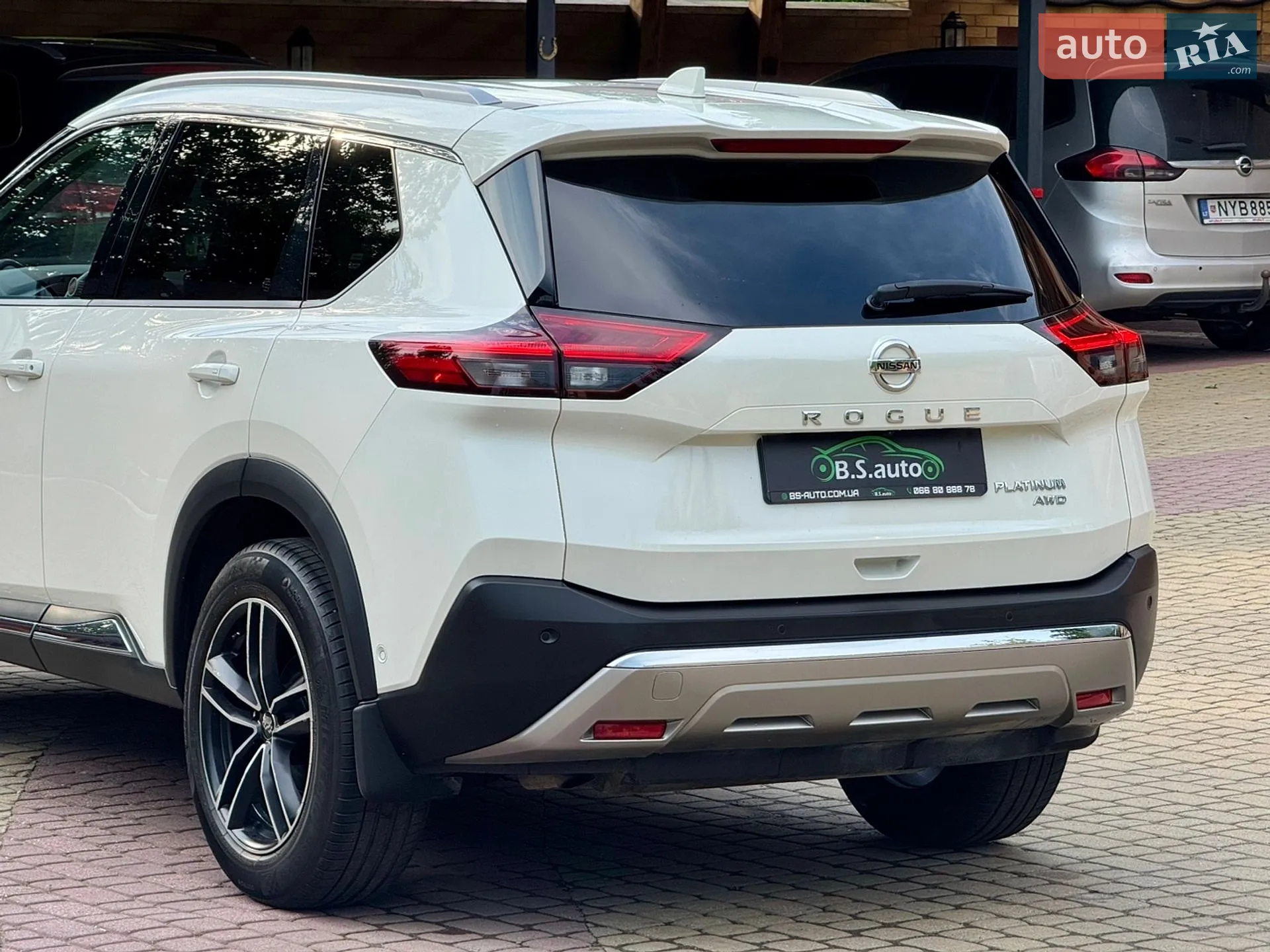2022 Nissan Rogue - мініатюра 15