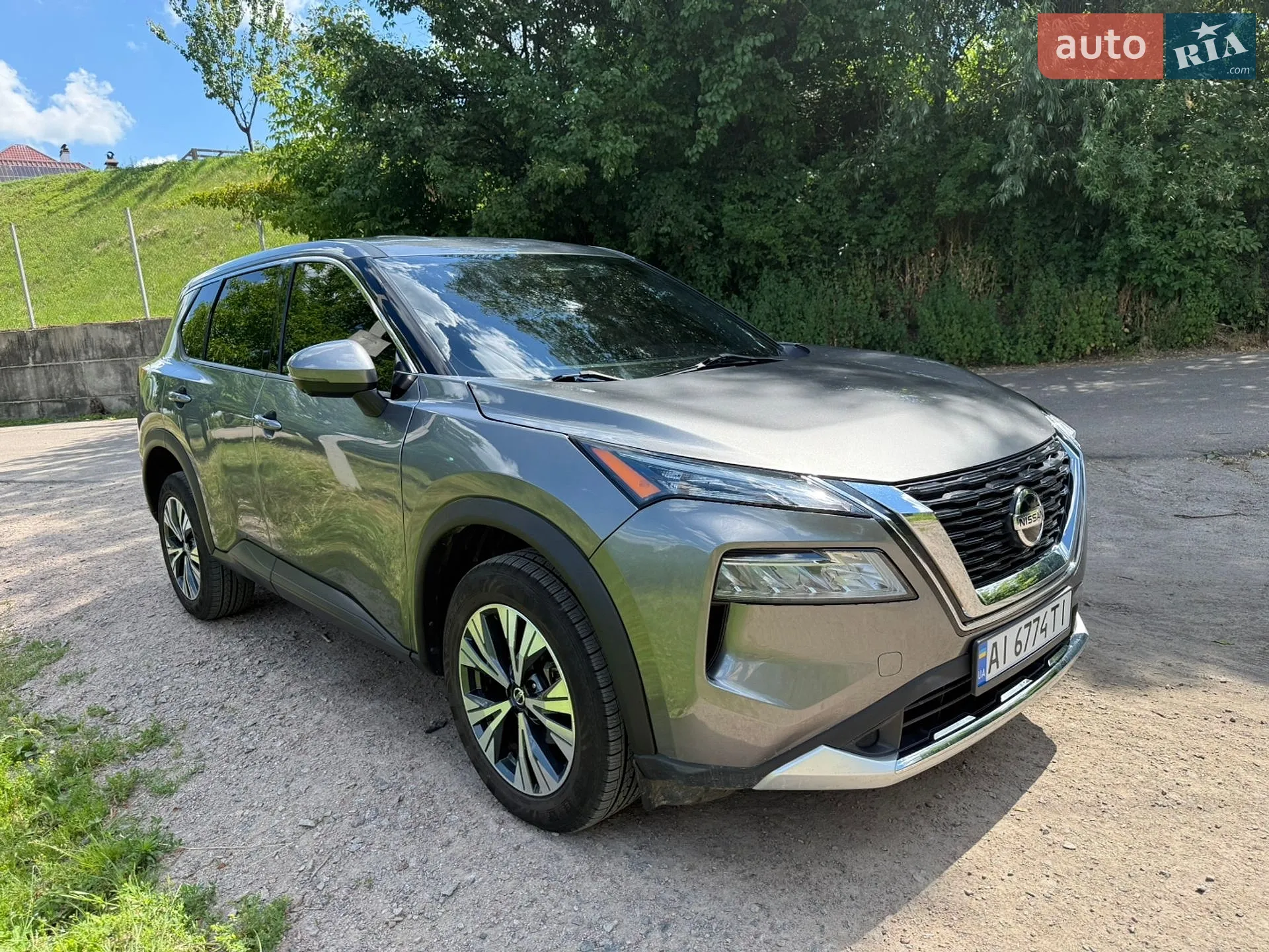 2021 Nissan Rogue - мініатюра 3