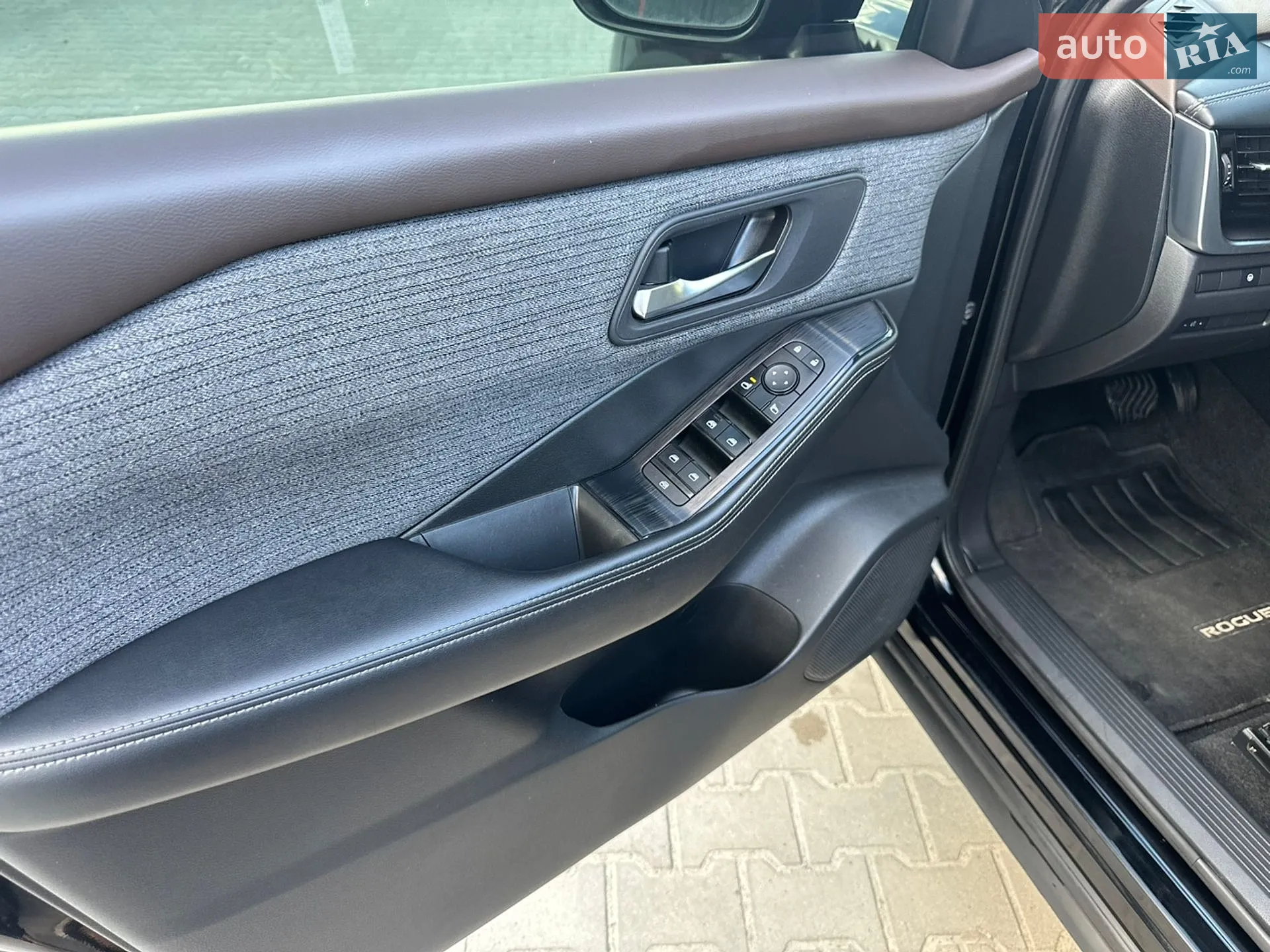 2022 Nissan Rogue - мініатюра 10
