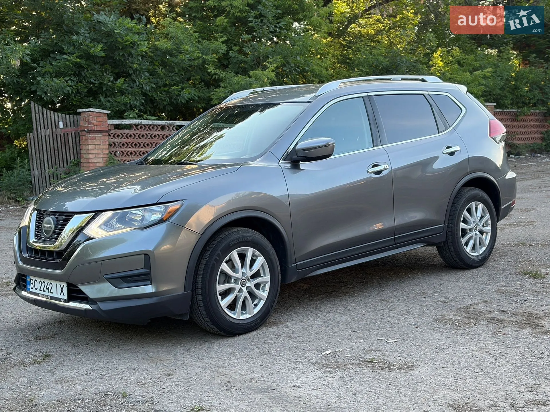 2018 Nissan Rogue - мініатюра 2