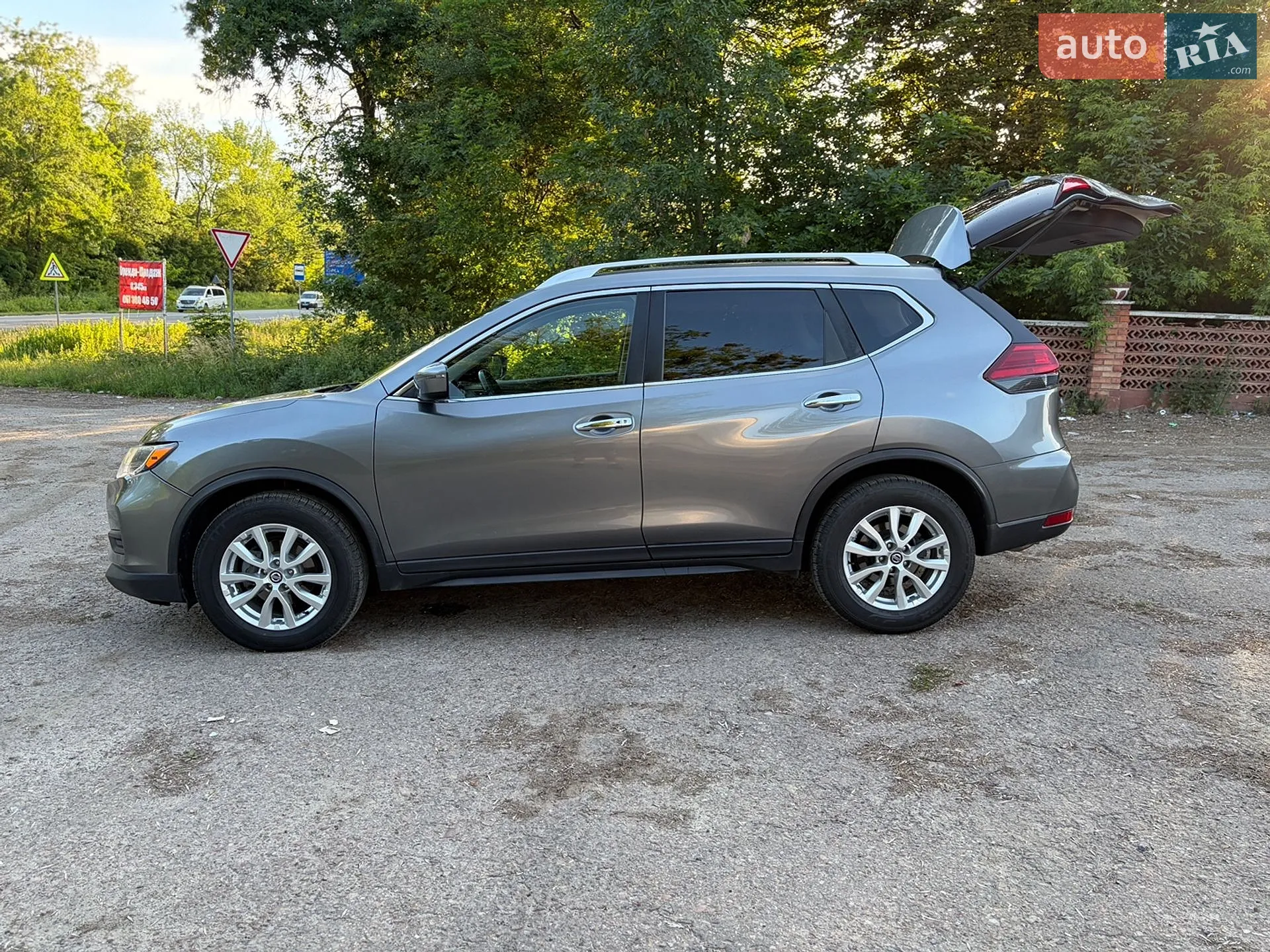 2018 Nissan Rogue - мініатюра 14