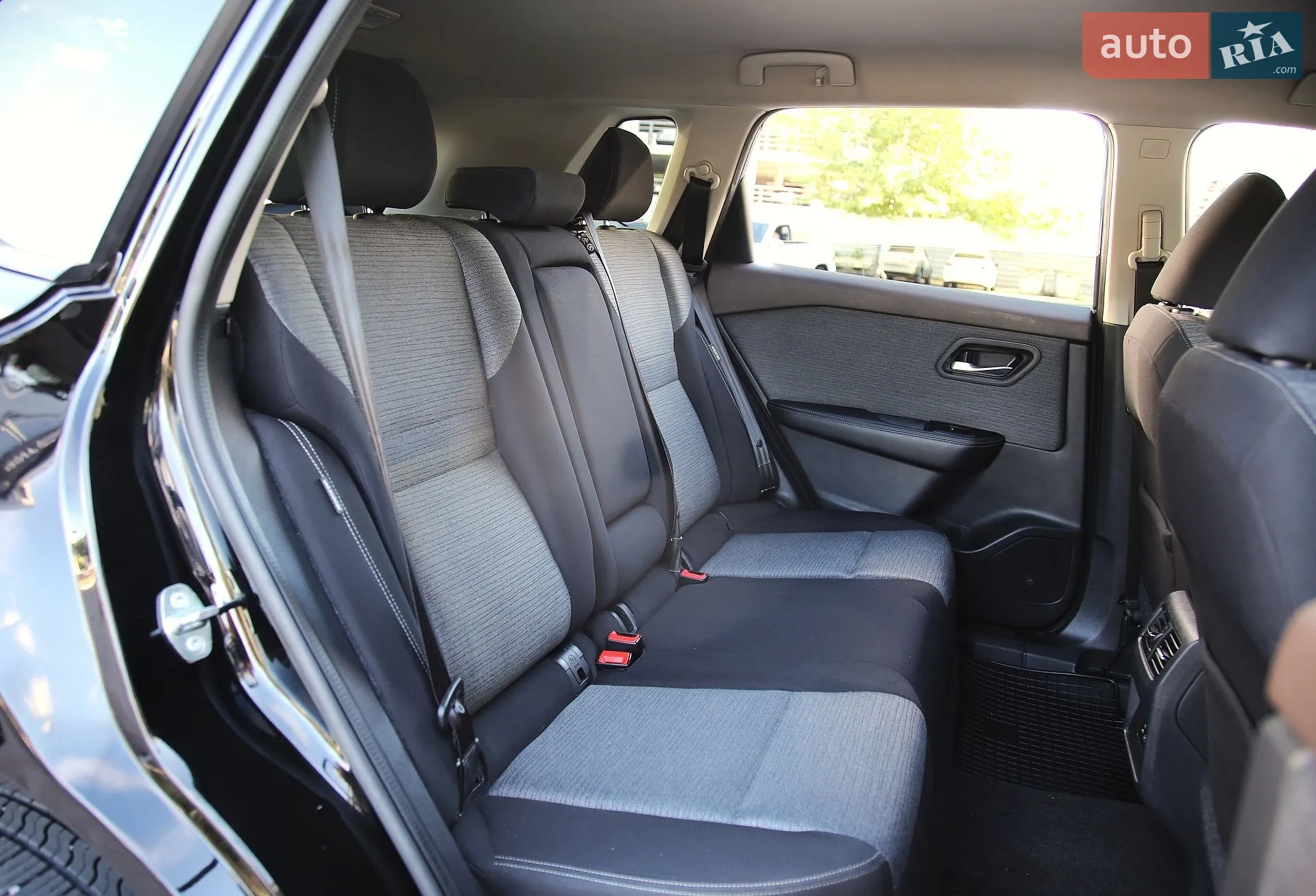 2021 Nissan Rogue - мініатюра 9