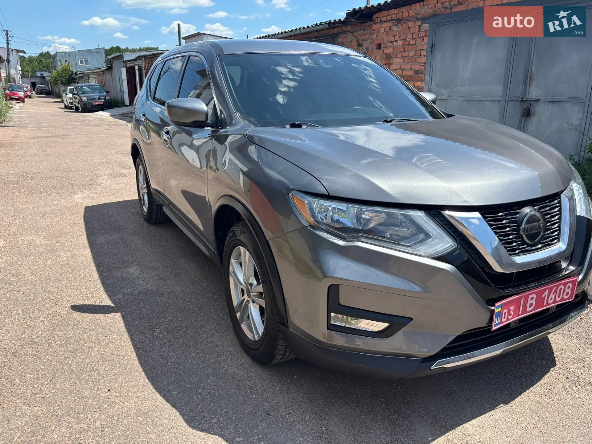 2017 Nissan Rogue - мініатюра 2