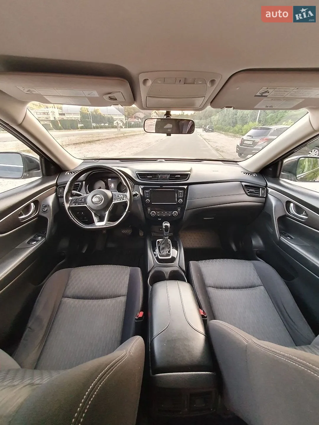 2018 Nissan Rogue - мініатюра 15