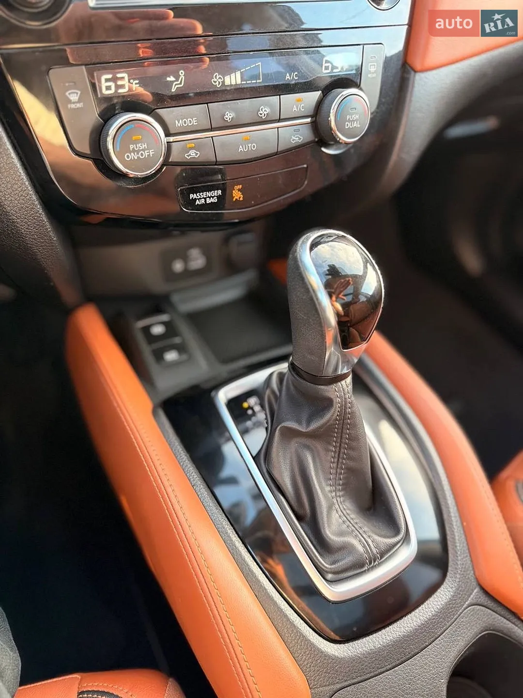 2017 Nissan Rogue - мініатюра 16