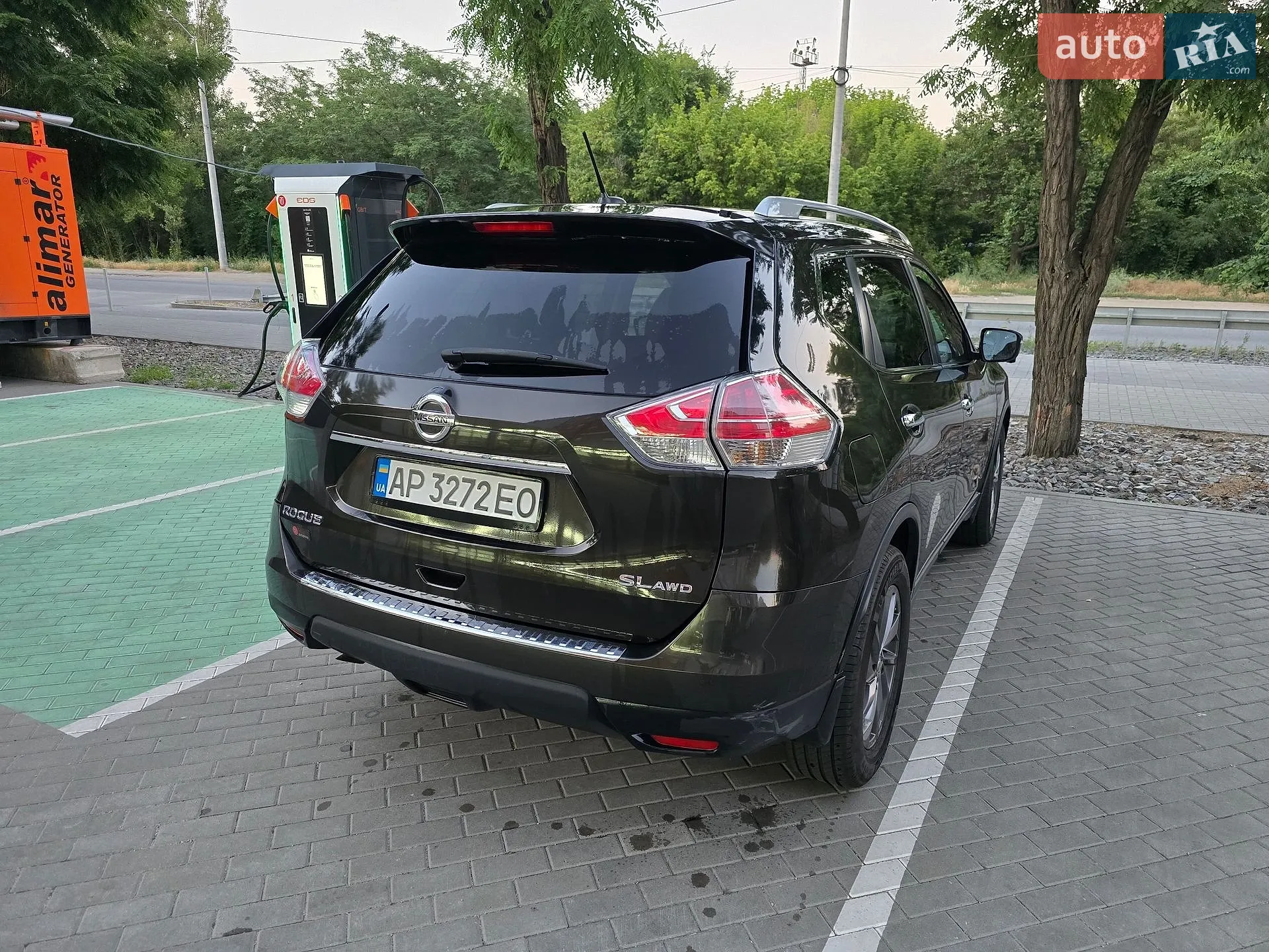 2015 Nissan Rogue - мініатюра 2