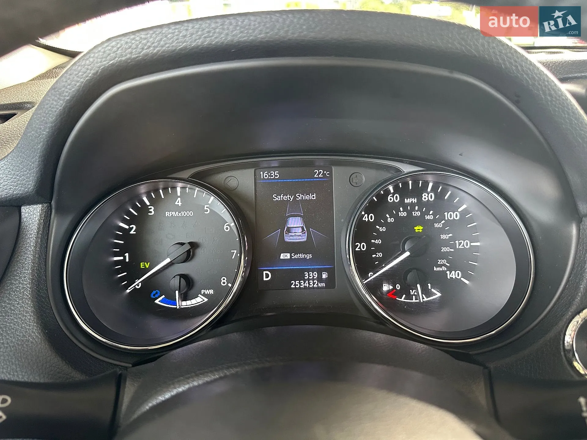 2018 Nissan Rogue - мініатюра 4