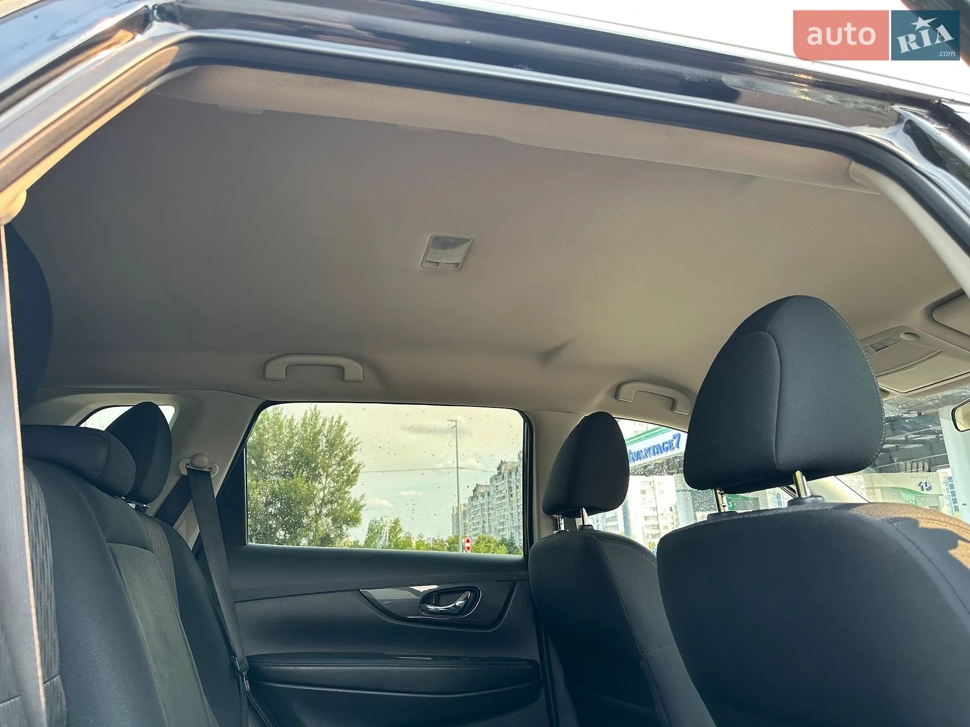 2018 Nissan Rogue - мініатюра 13