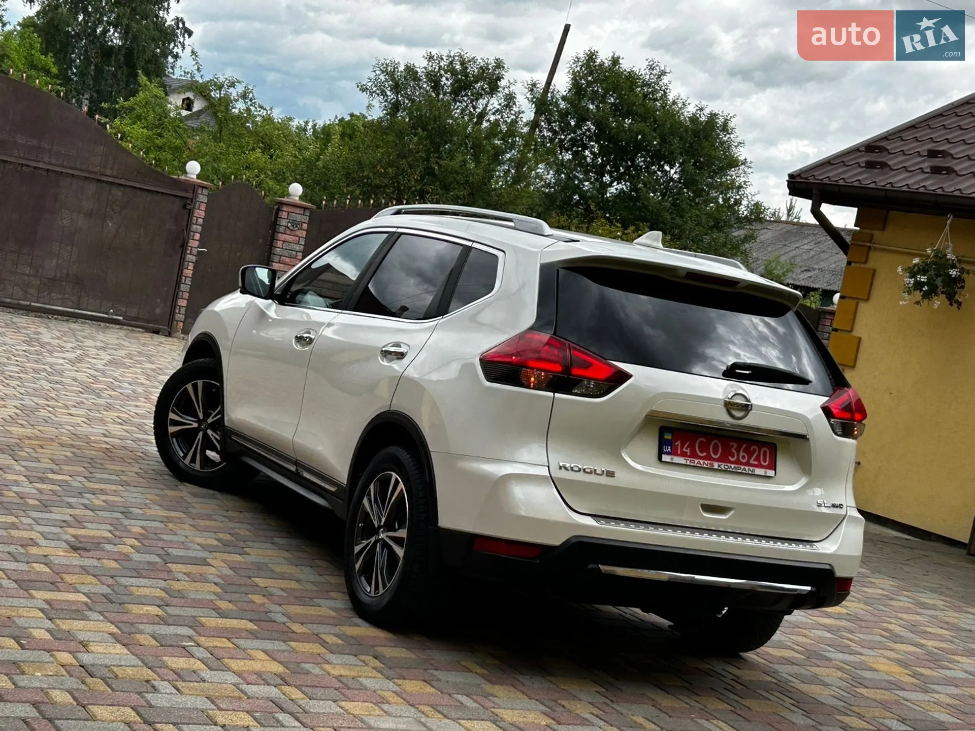 2016 Nissan Rogue - мініатюра 3