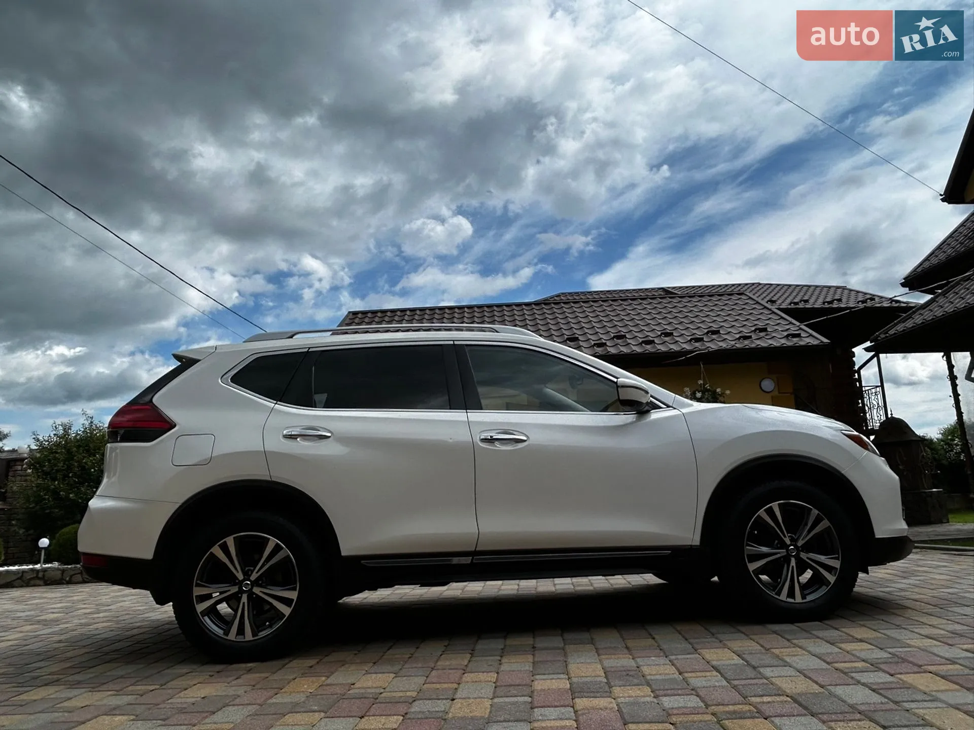 2016 Nissan Rogue - мініатюра 24