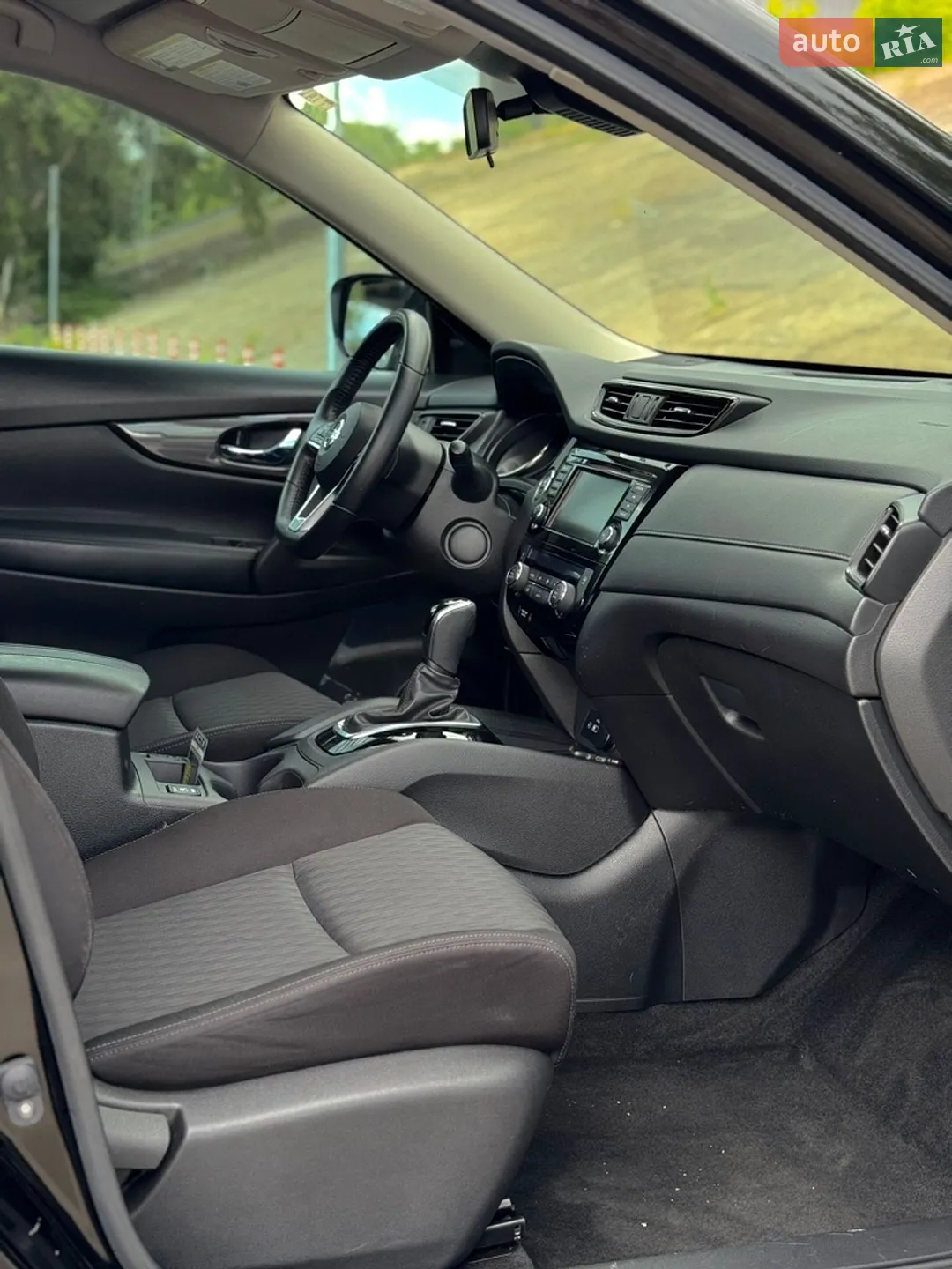 2019 Nissan Rogue - мініатюра 34